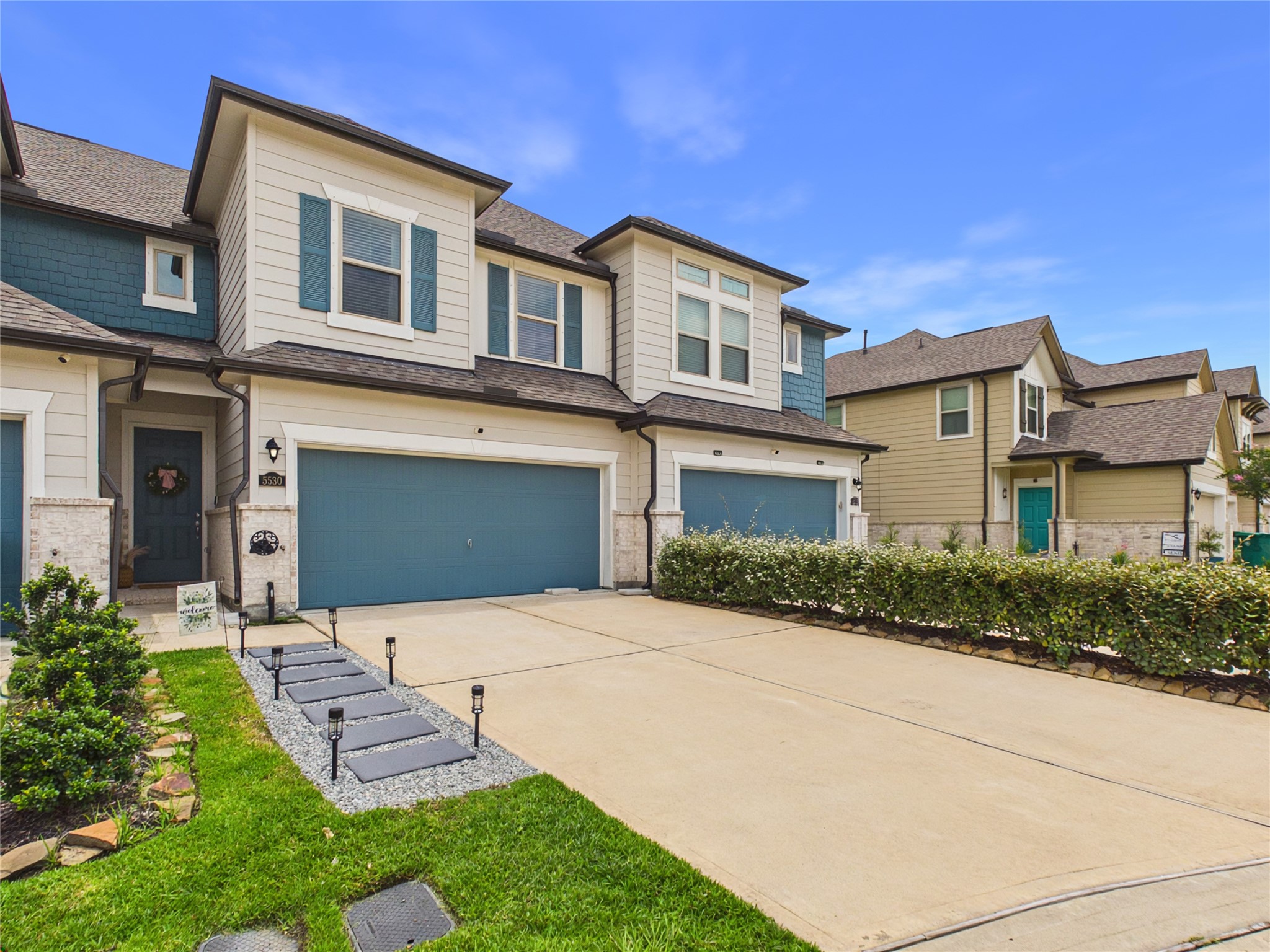 Listing photo 1