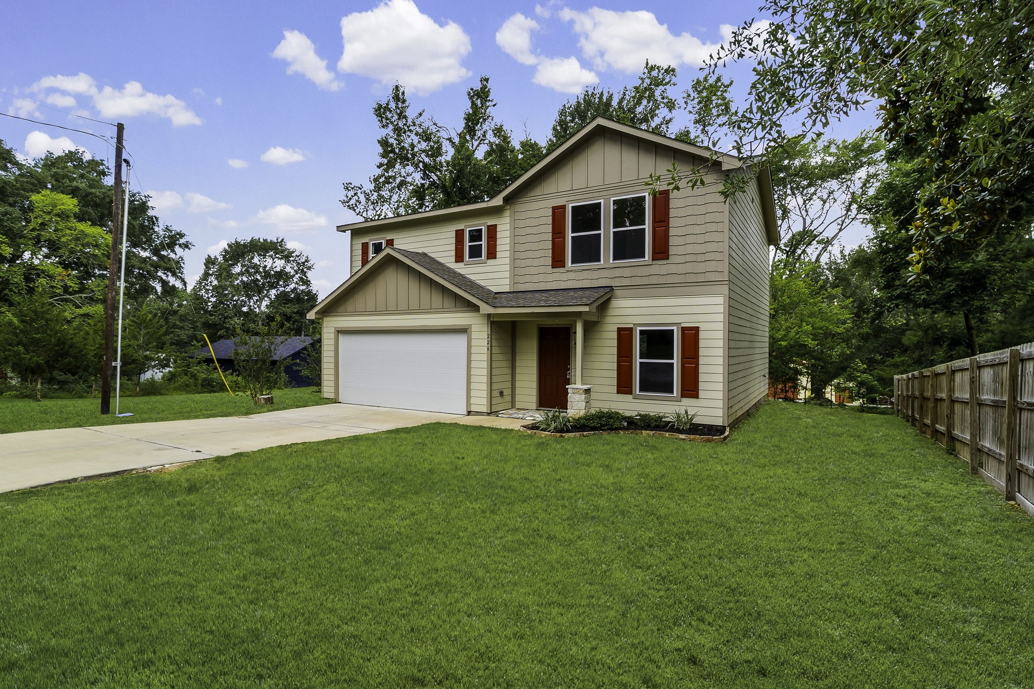 Listing photo 1