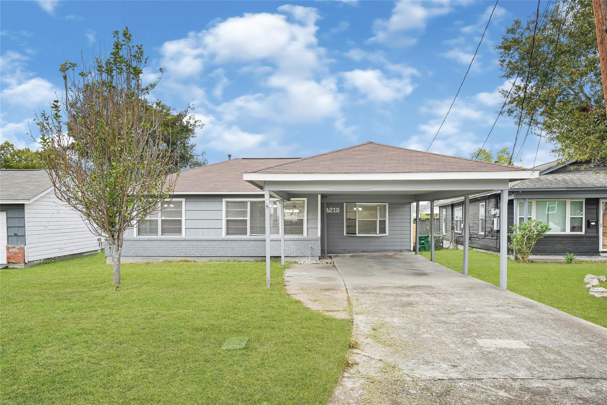 Listing photo 1