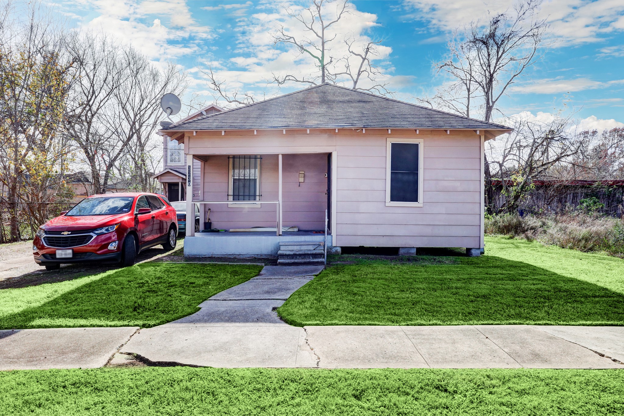 Listing photo 1