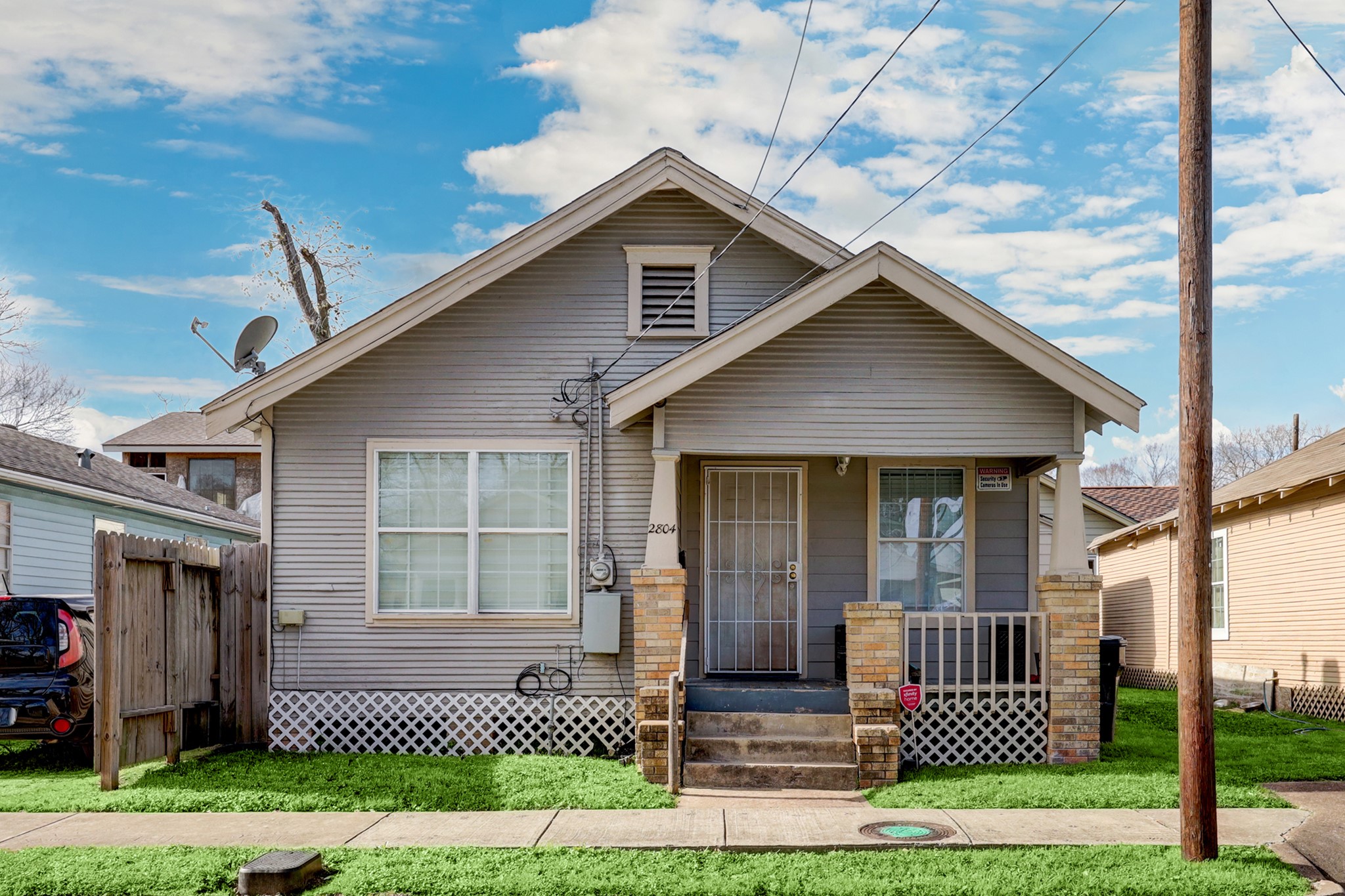 Listing photo 1