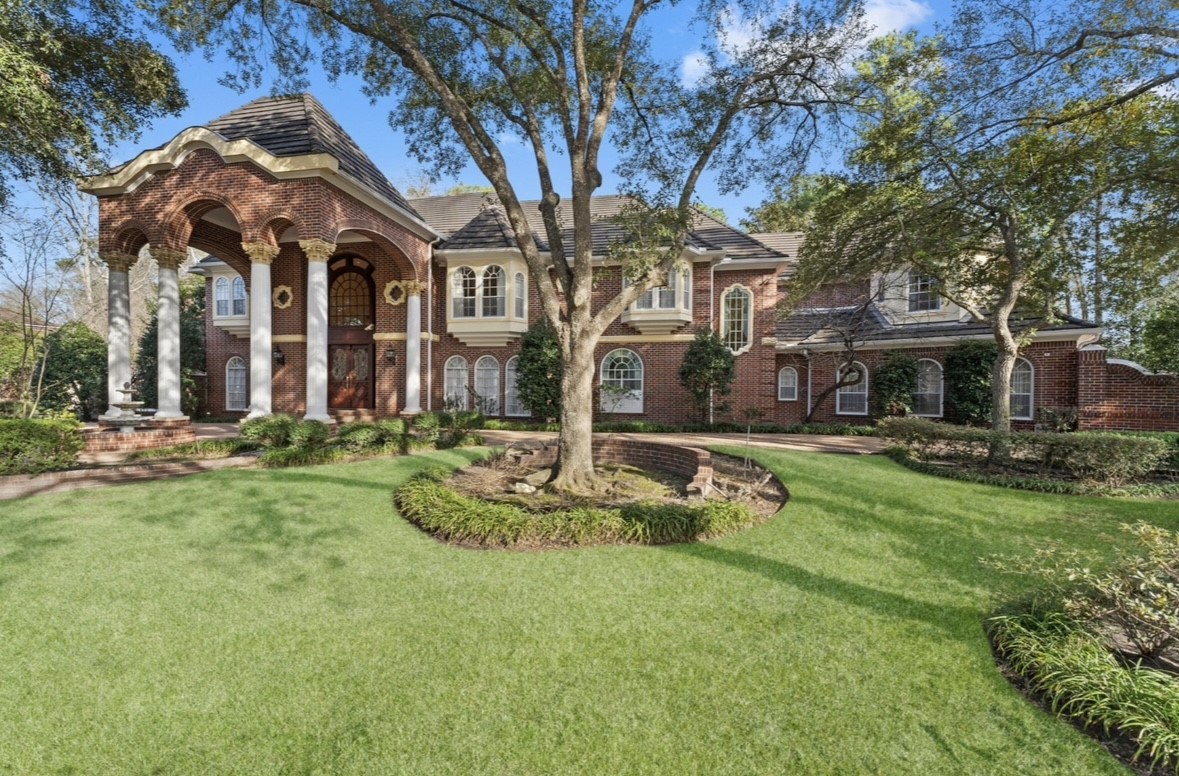 Listing photo 1