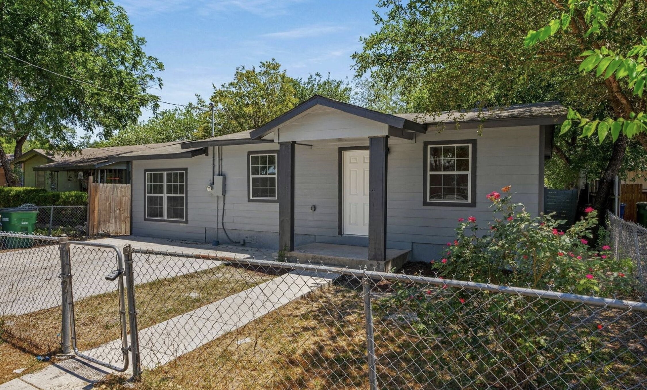 Listing photo 1