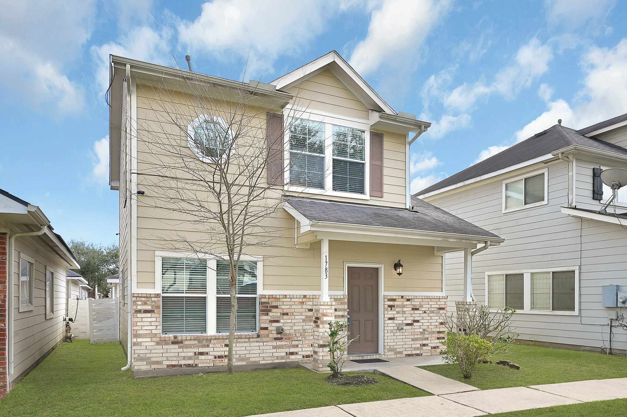 Listing photo 1