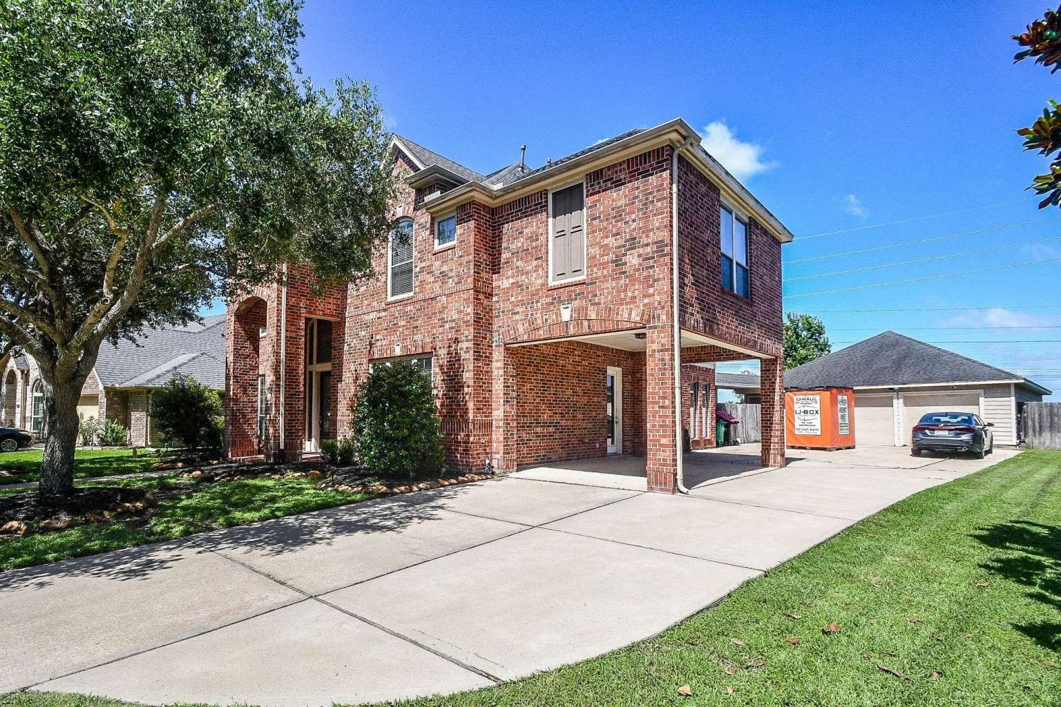 Listing photo 1