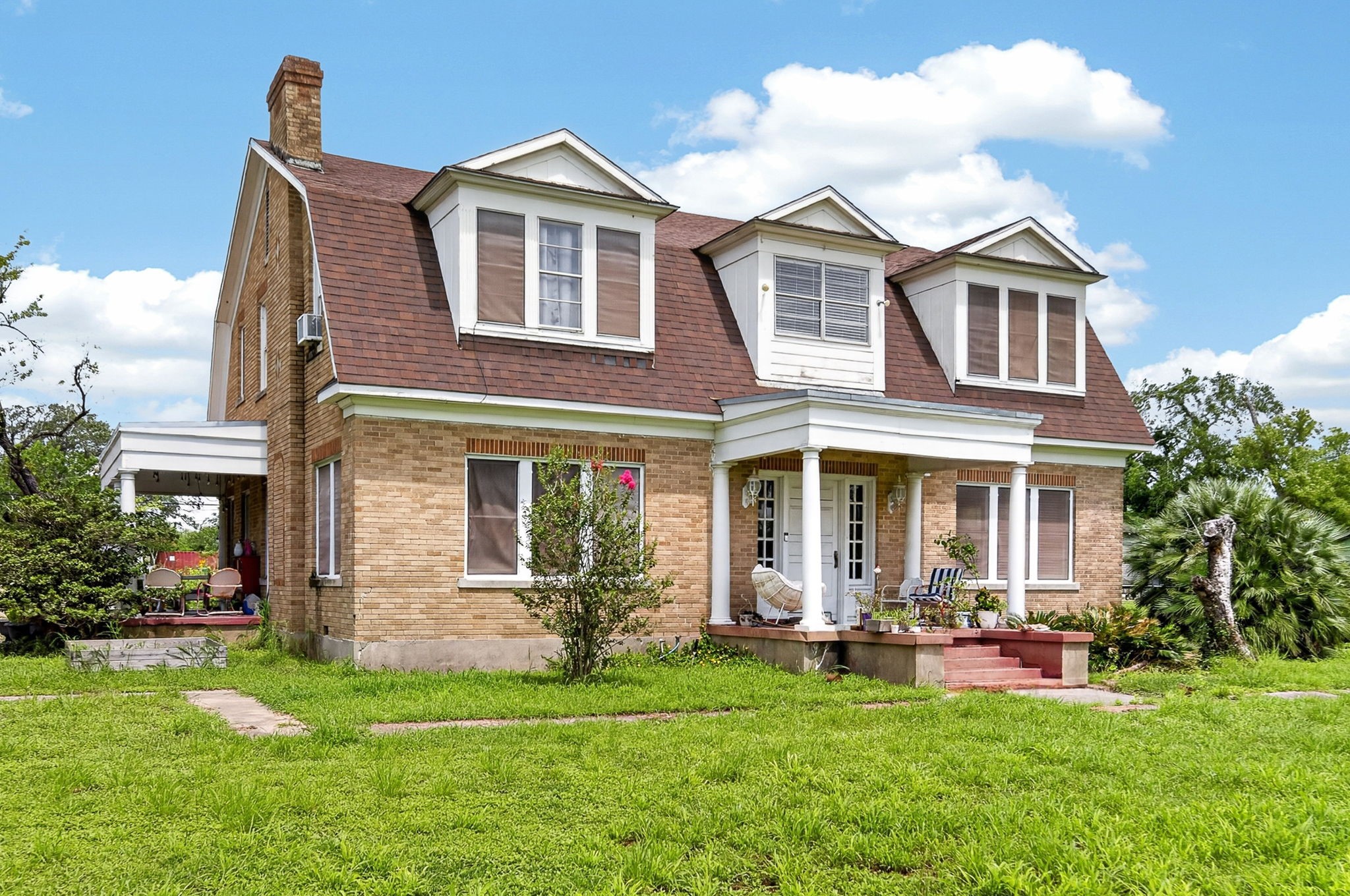 Listing photo 1