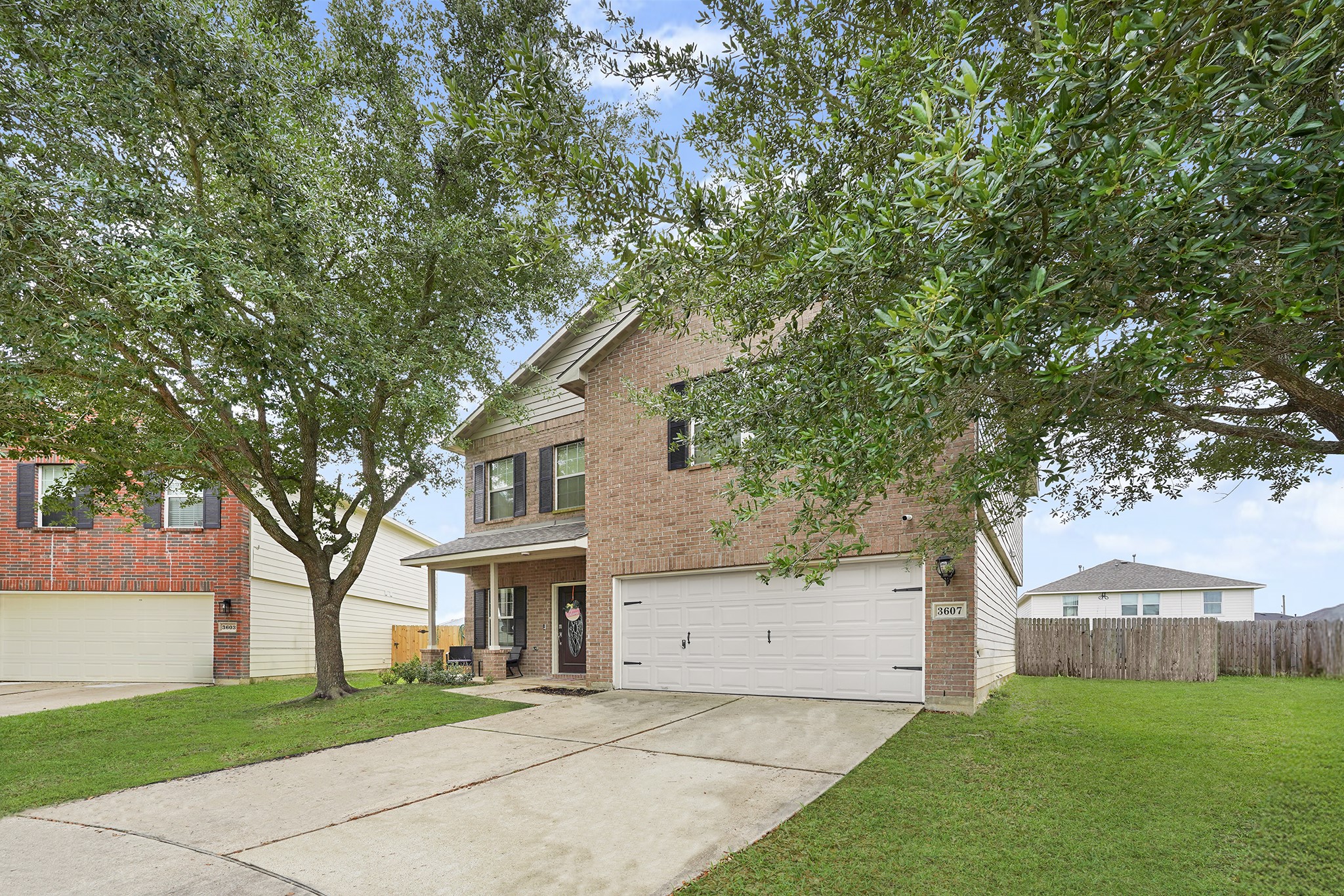 Listing photo 1