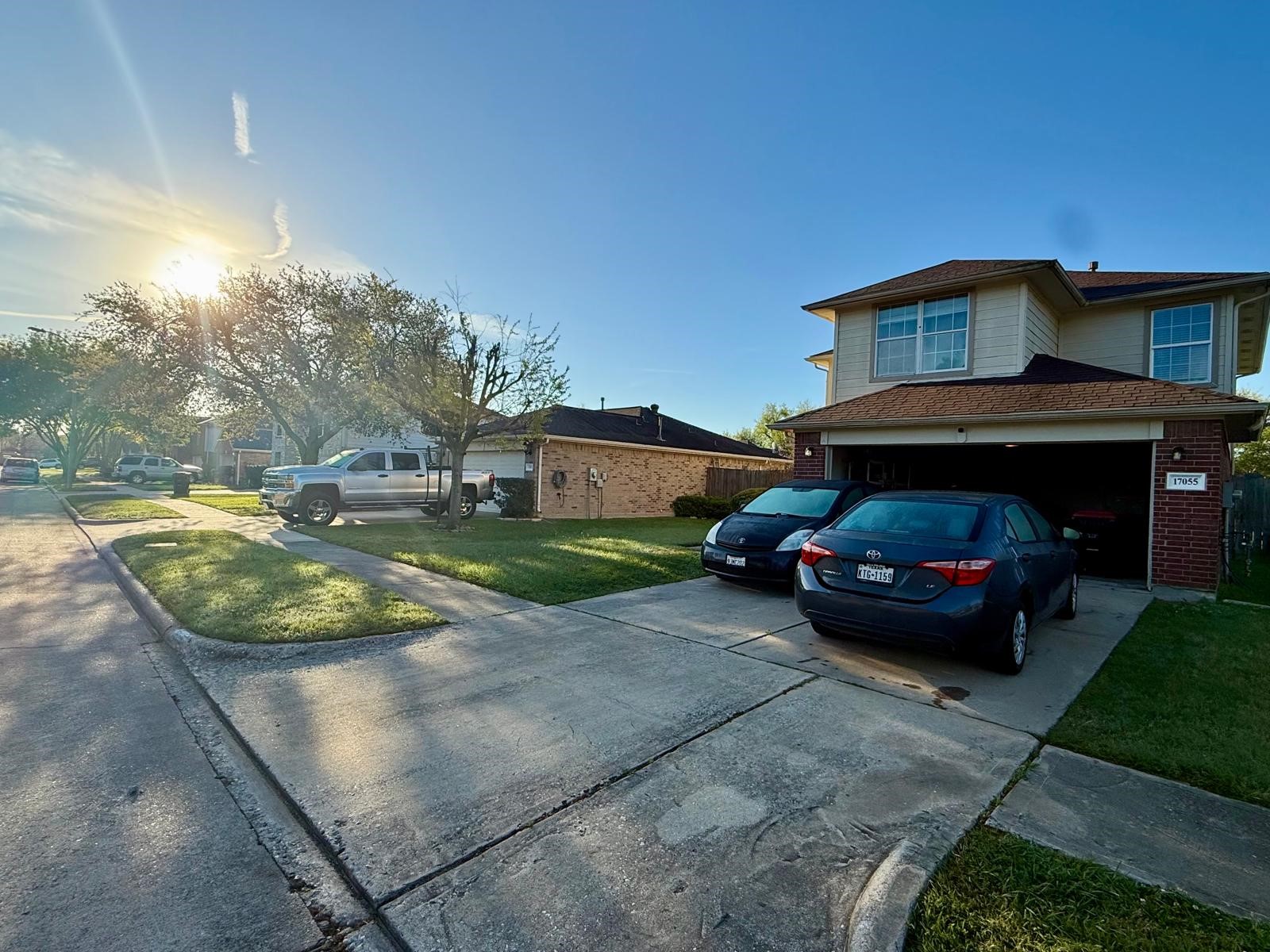 Listing photo 1