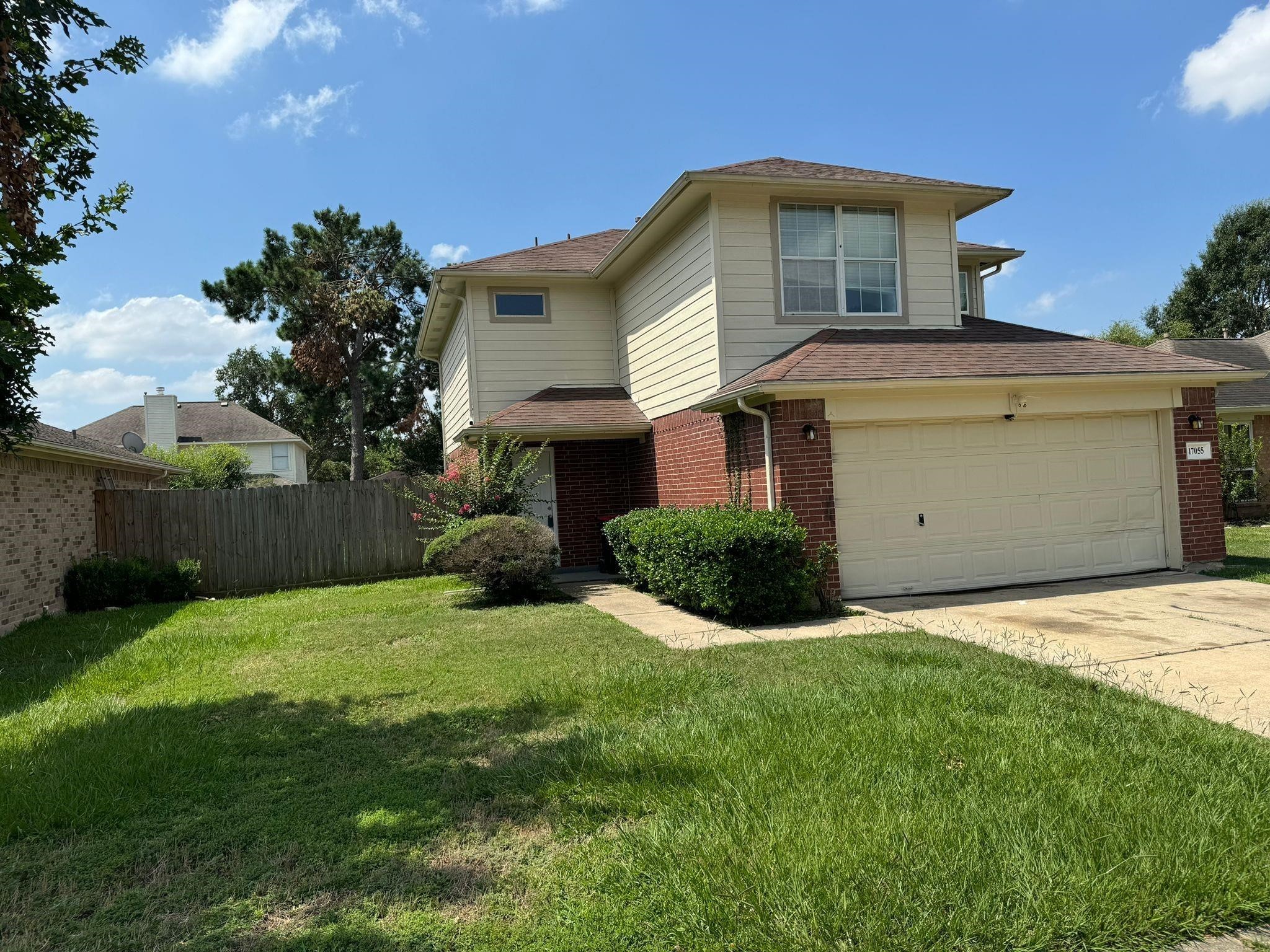 Listing photo 1