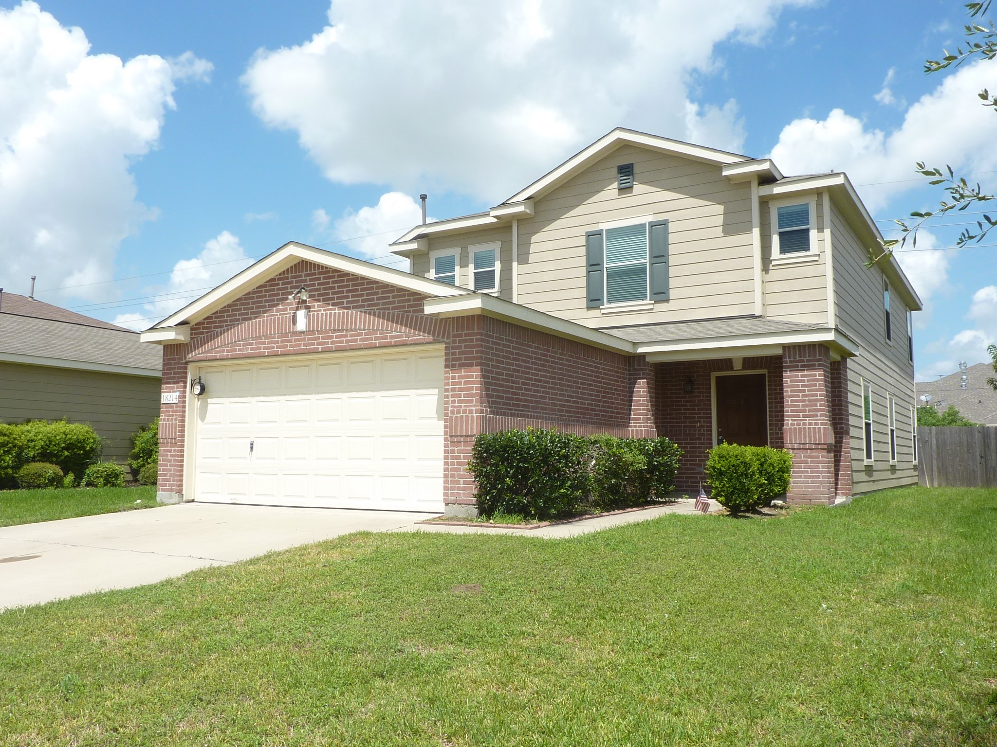 Listing photo 1