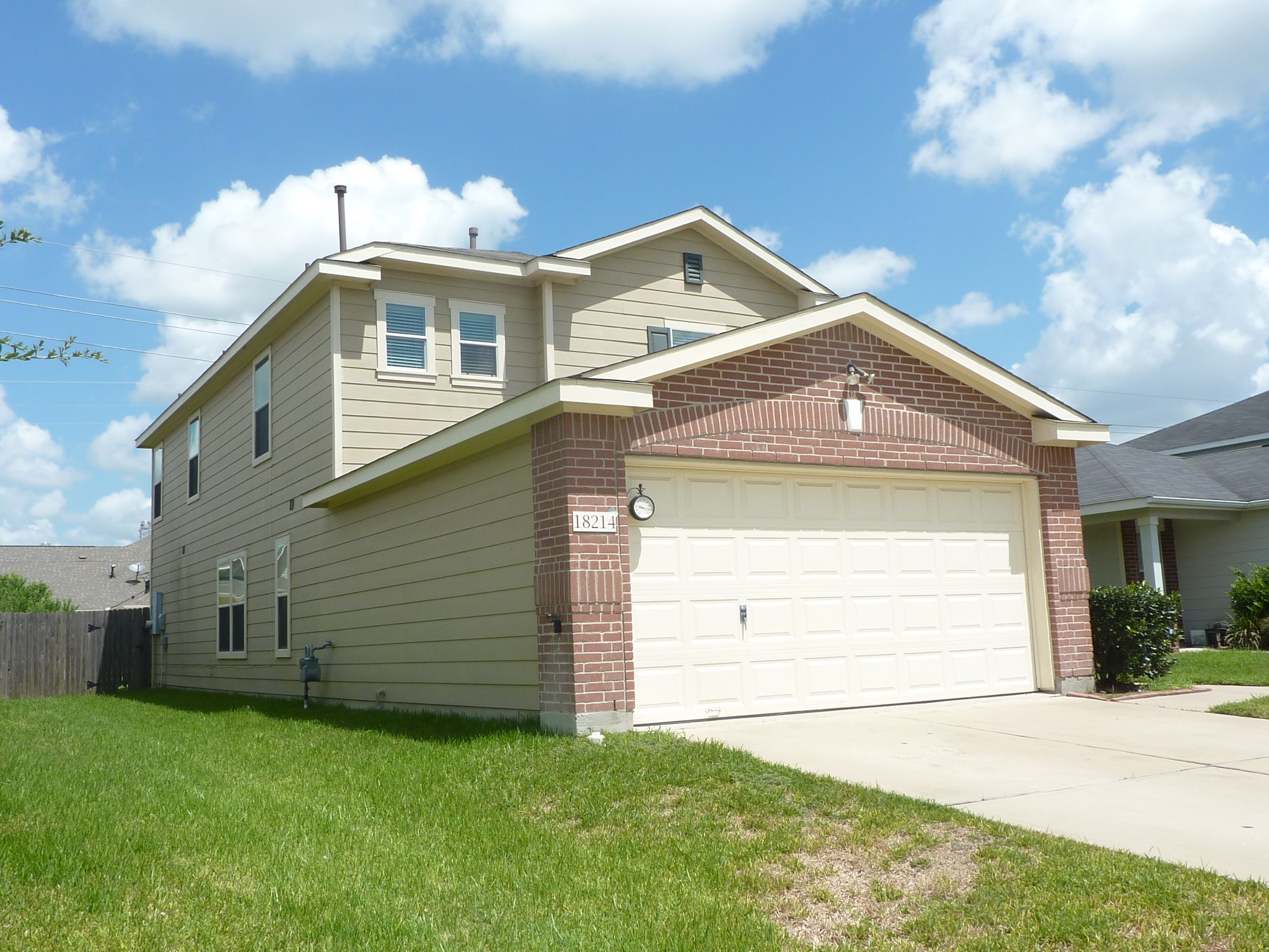 Listing photo 1