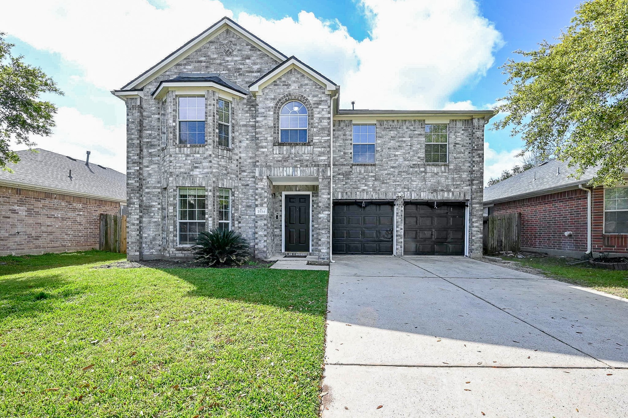 Listing photo 1