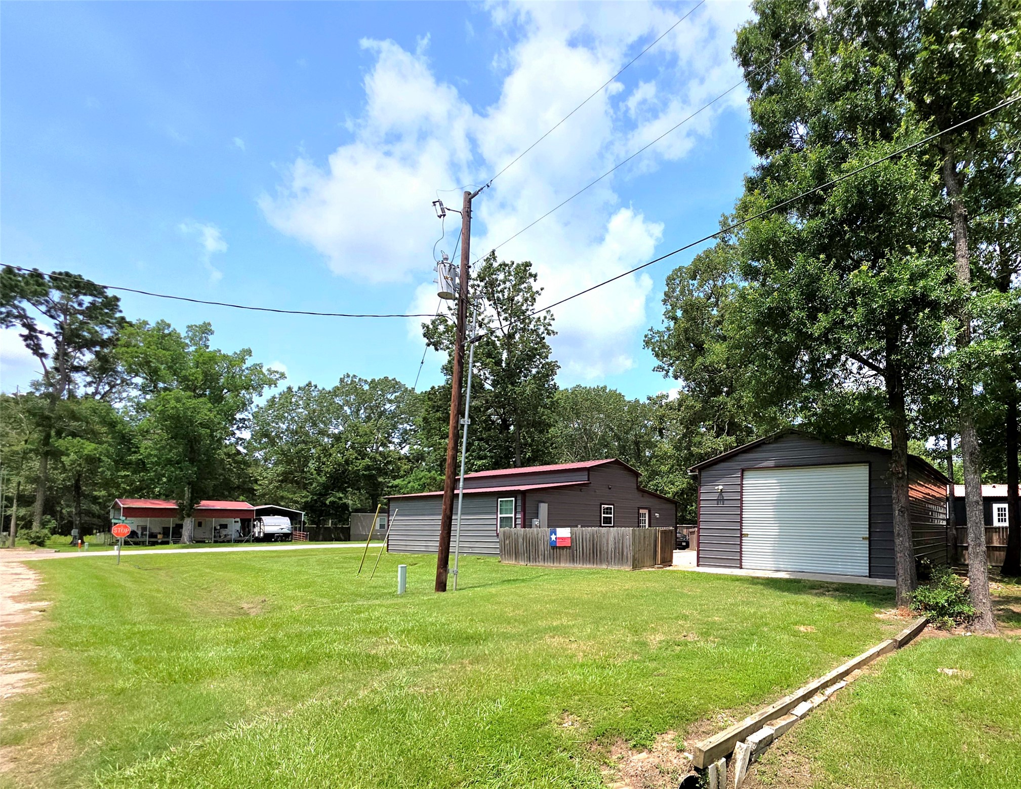 Listing photo 1