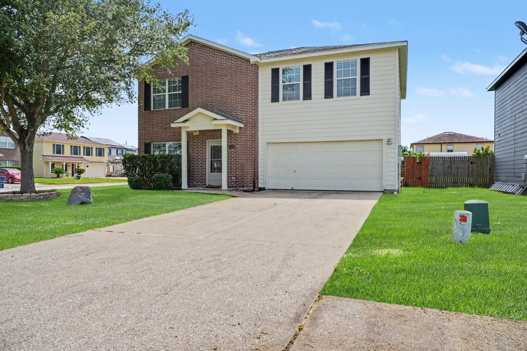 Listing photo 3