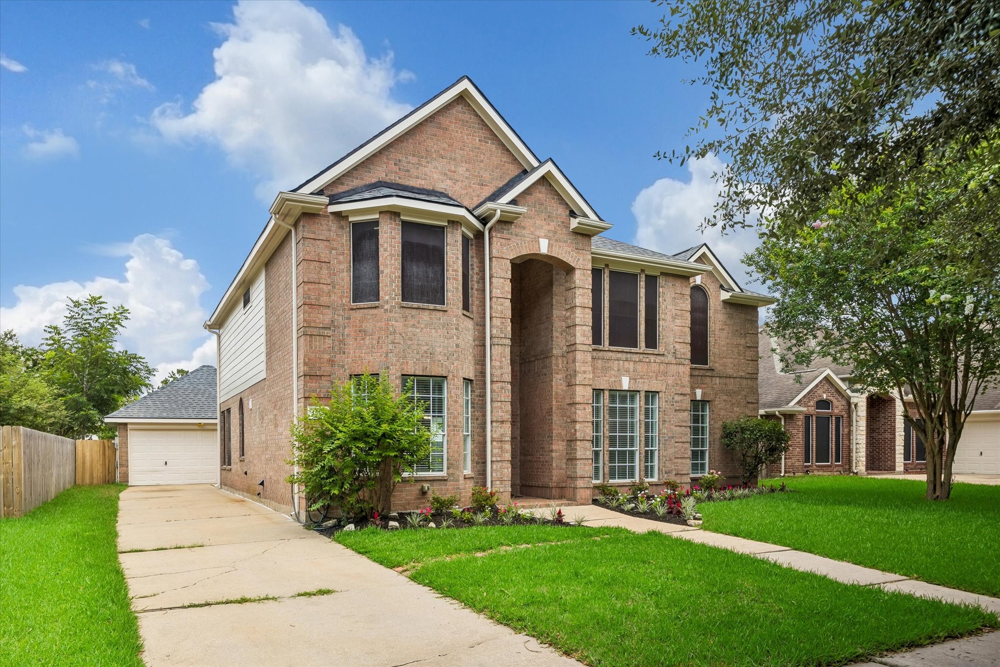 Listing photo 1