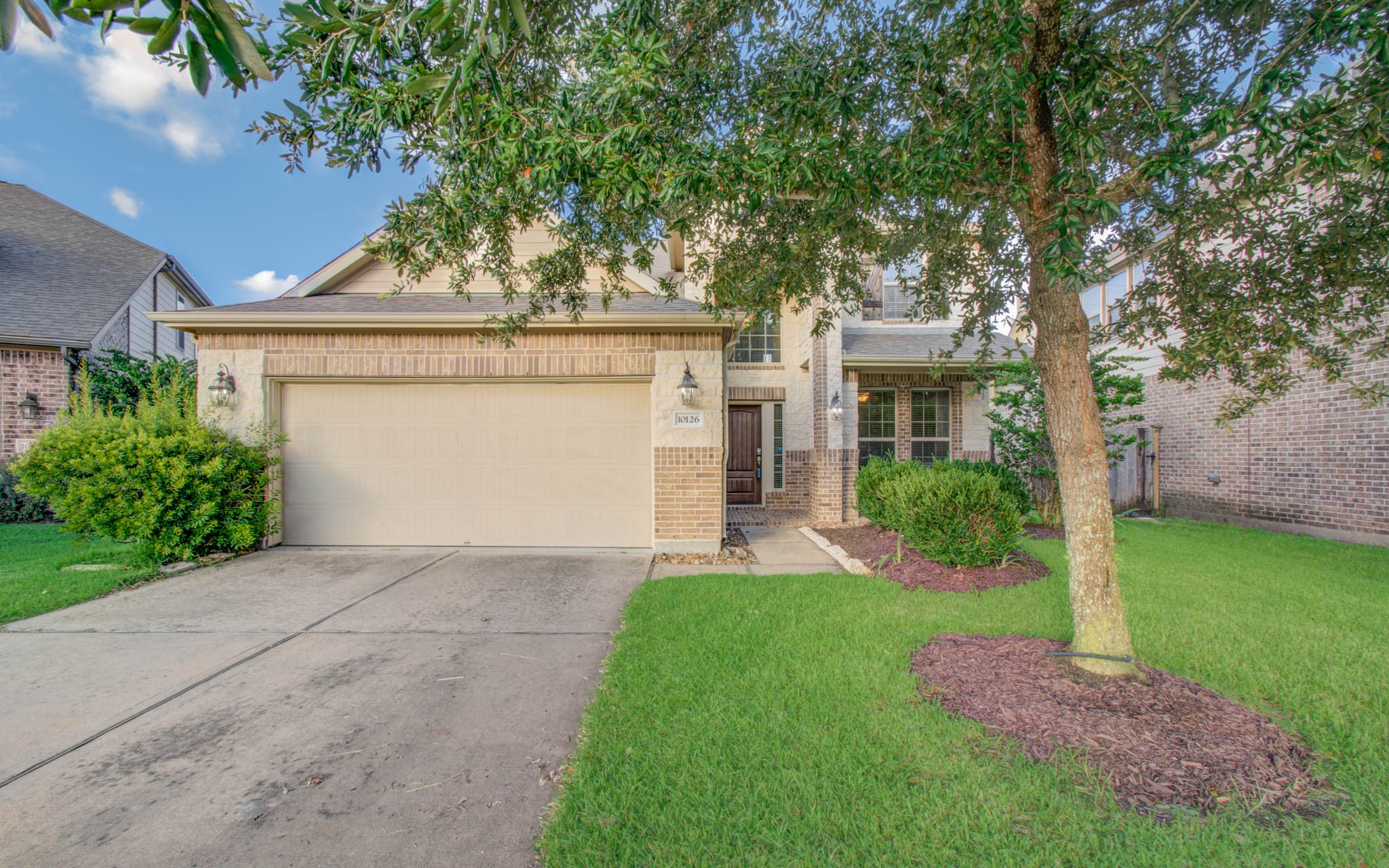 Listing photo 1