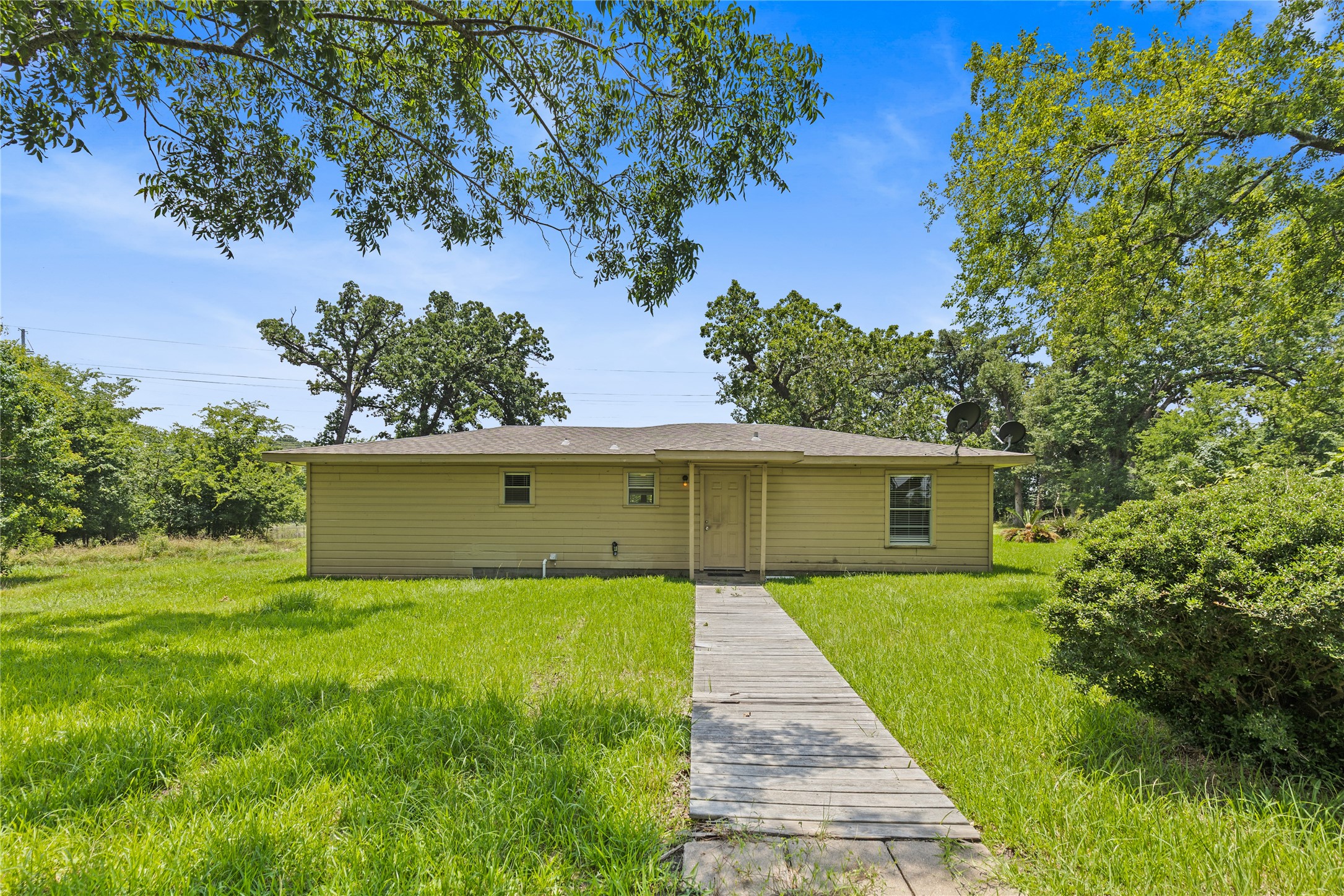 Listing photo 5