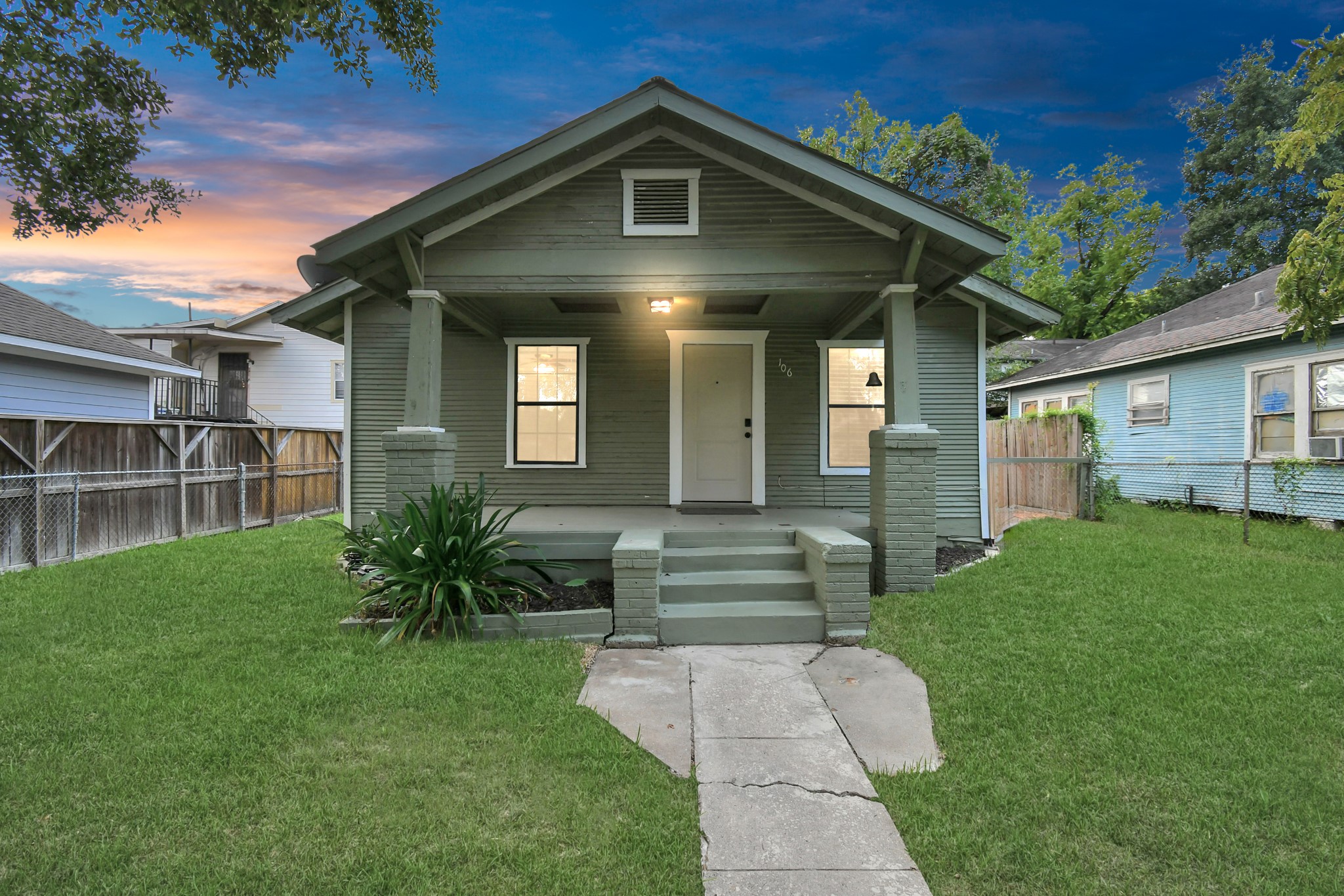 Listing photo 1