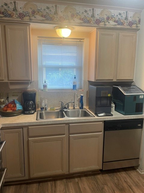 Listing photo 5