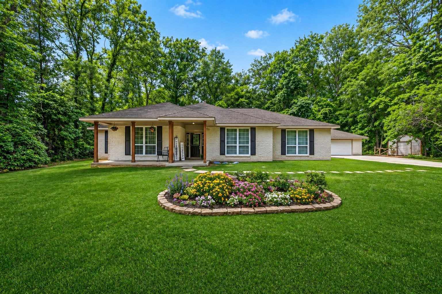 Listing photo 4