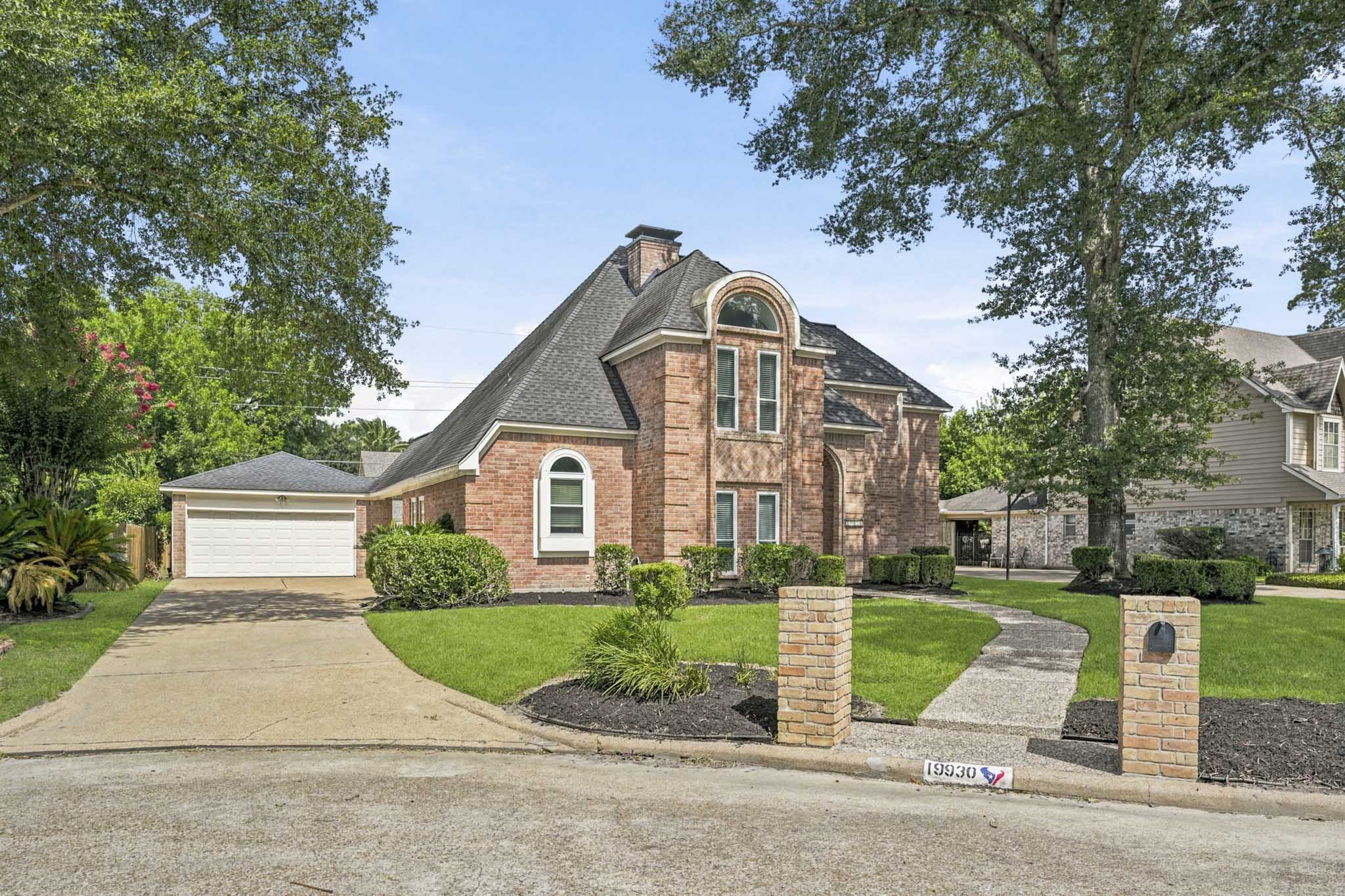 Listing photo 3