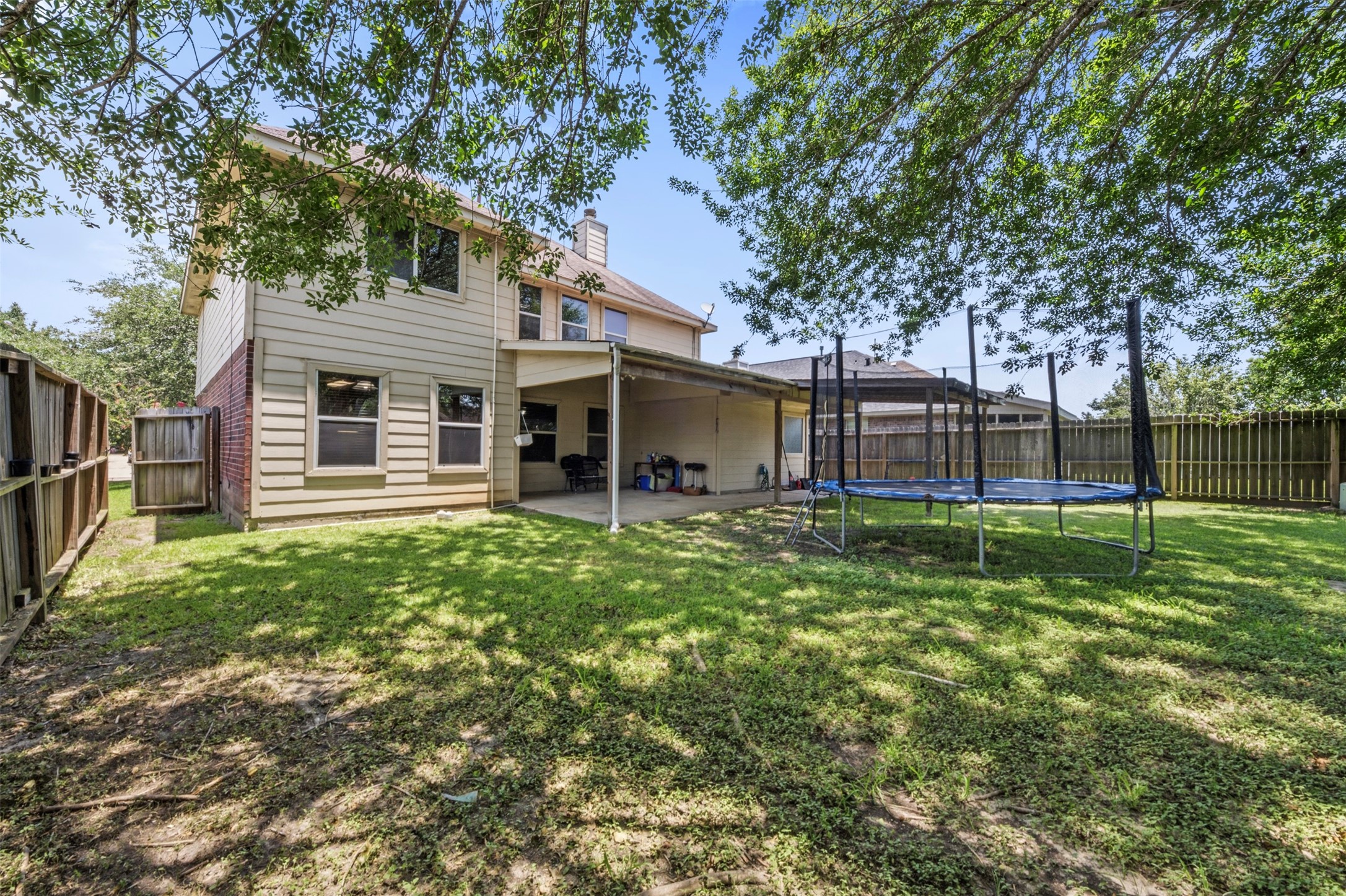 Listing photo 3