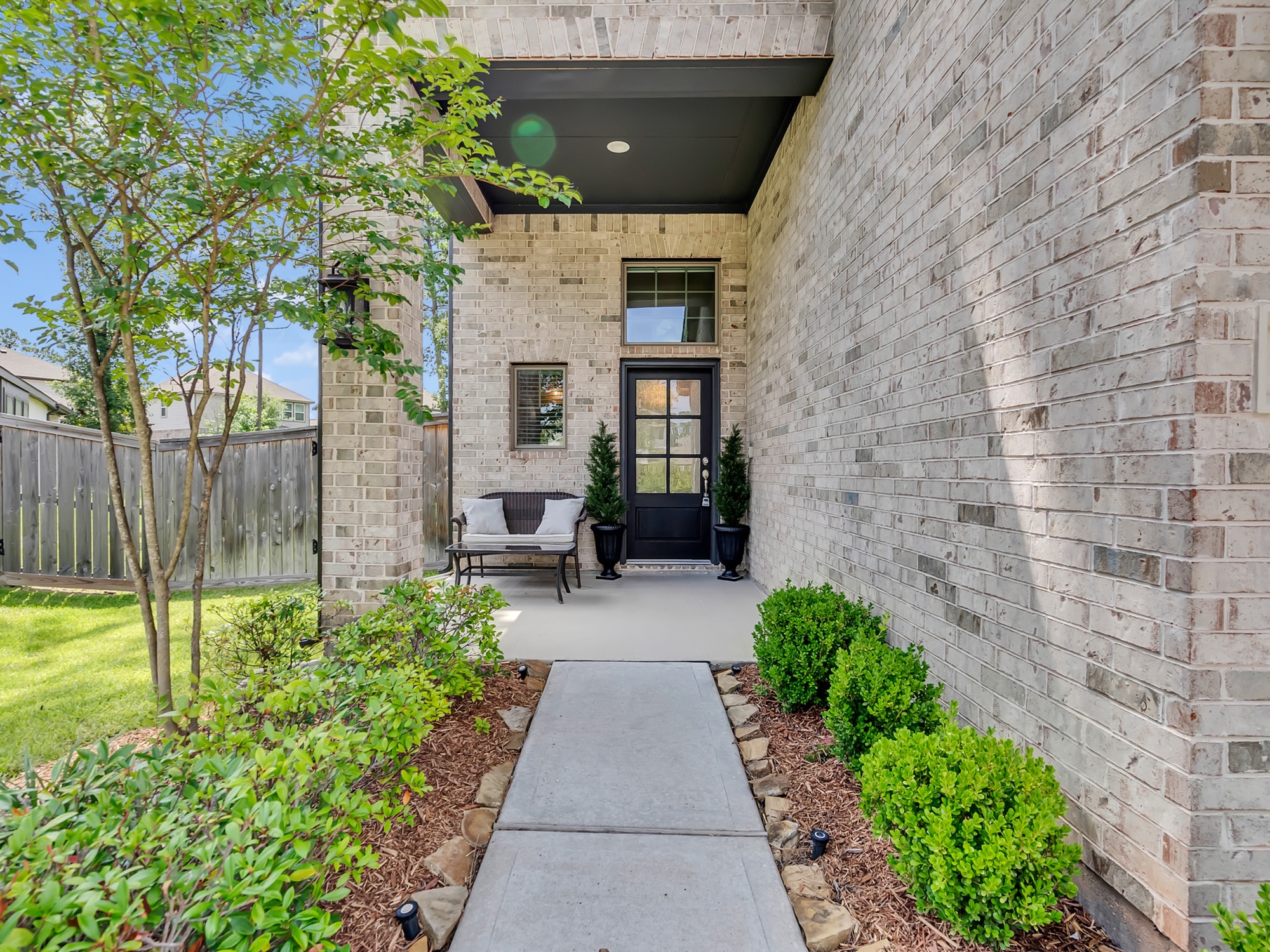 Listing photo 4
