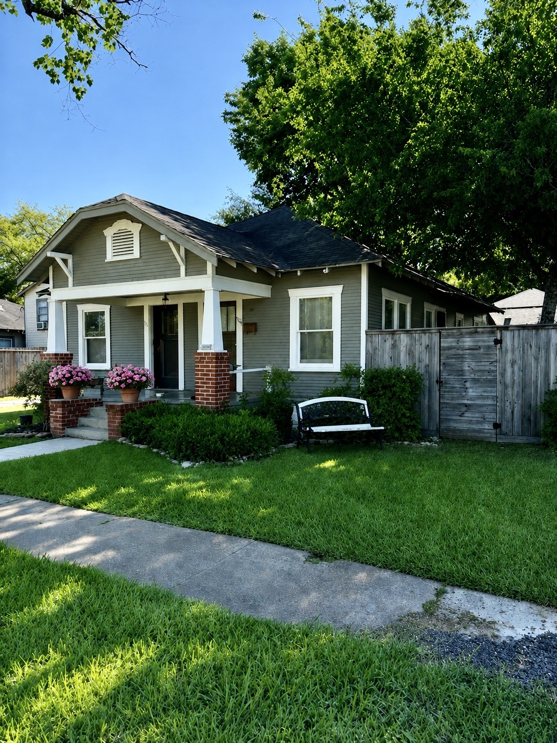 Listing photo 1