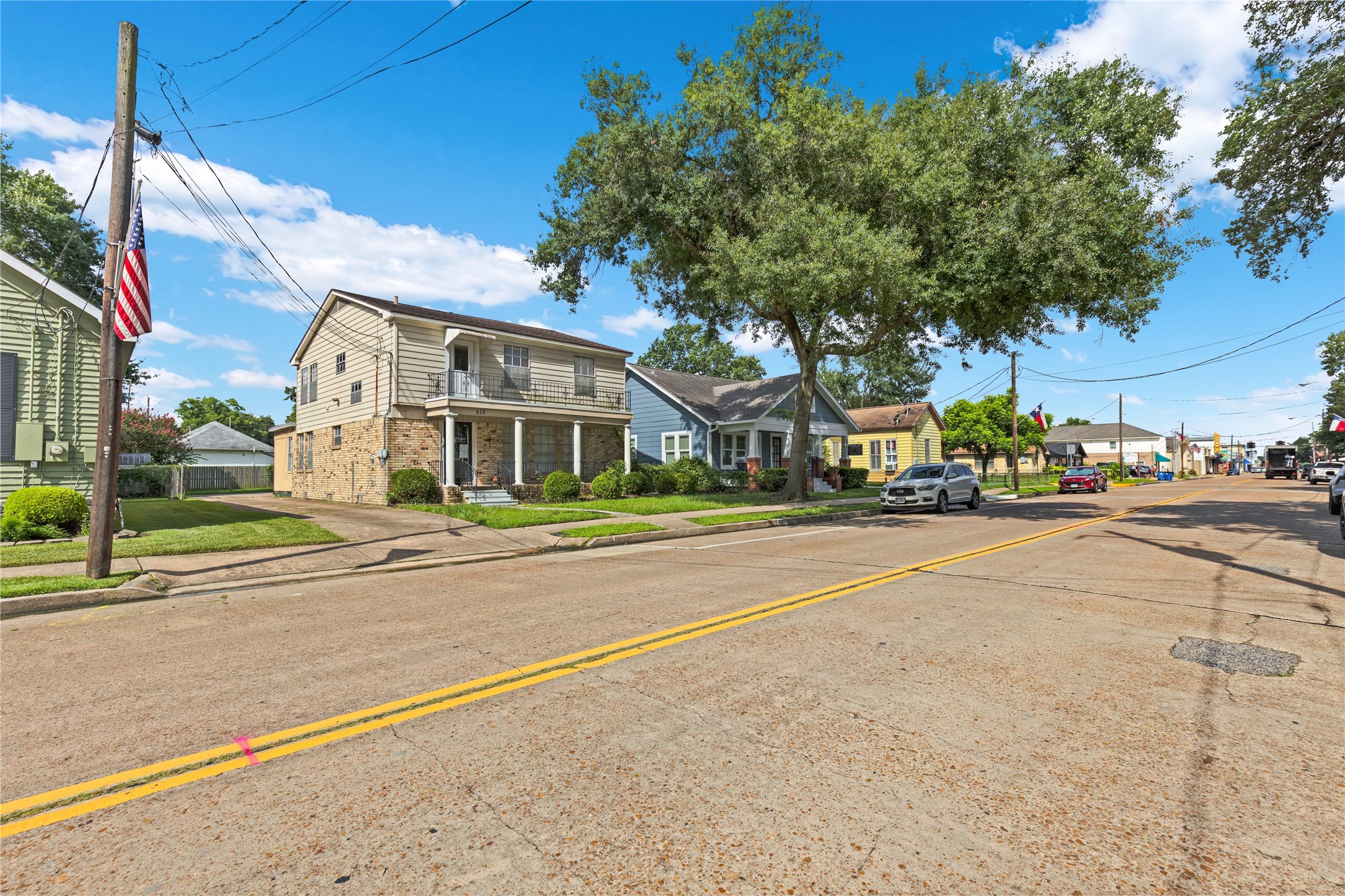Listing photo 1