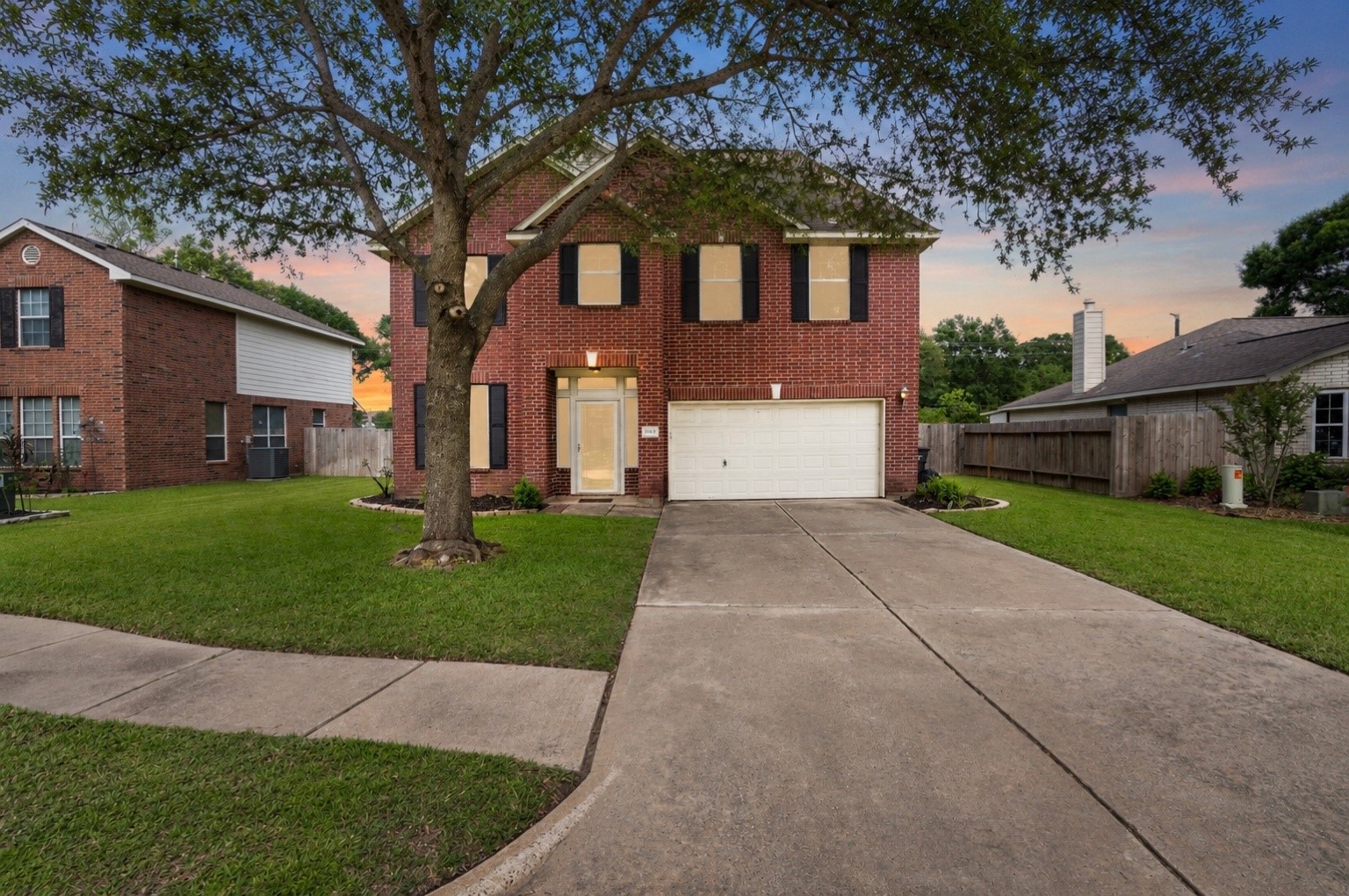 Listing photo 1