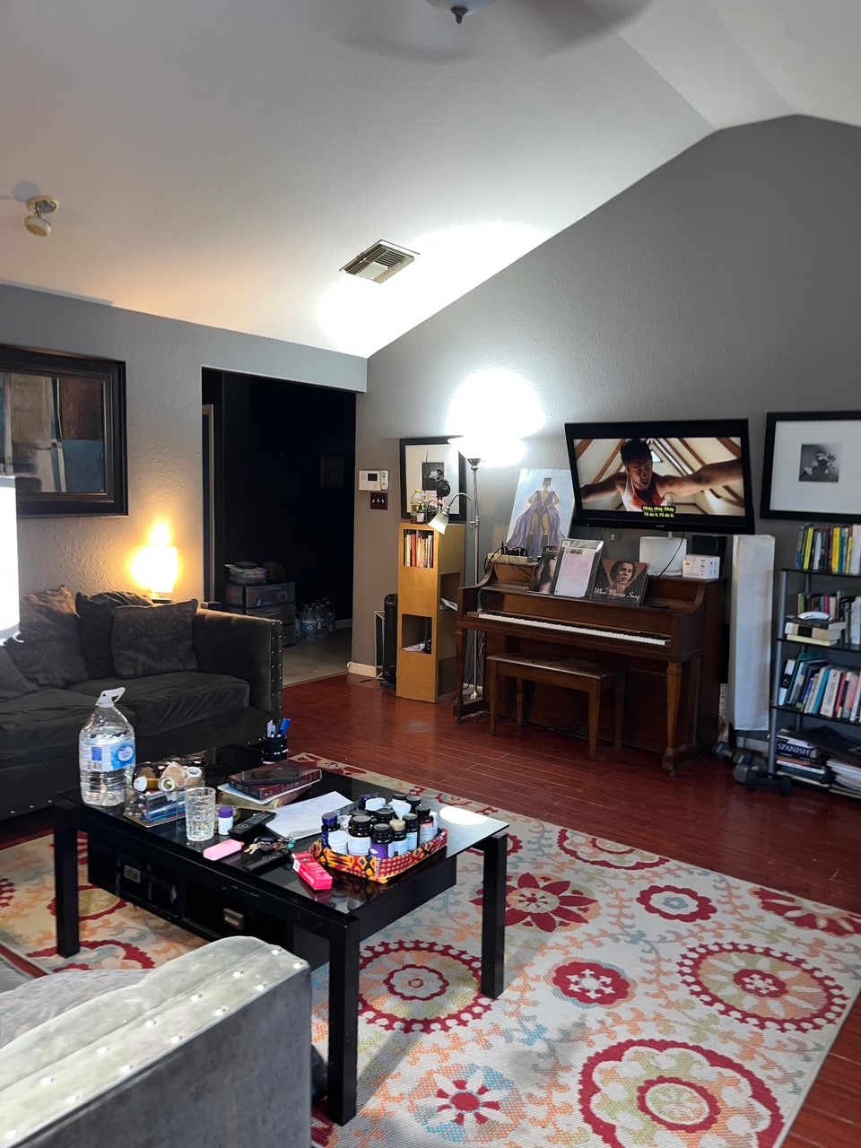 Listing photo 2