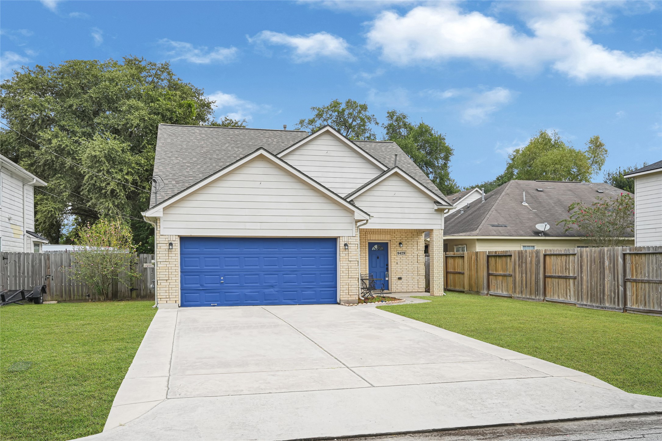 Listing photo 1