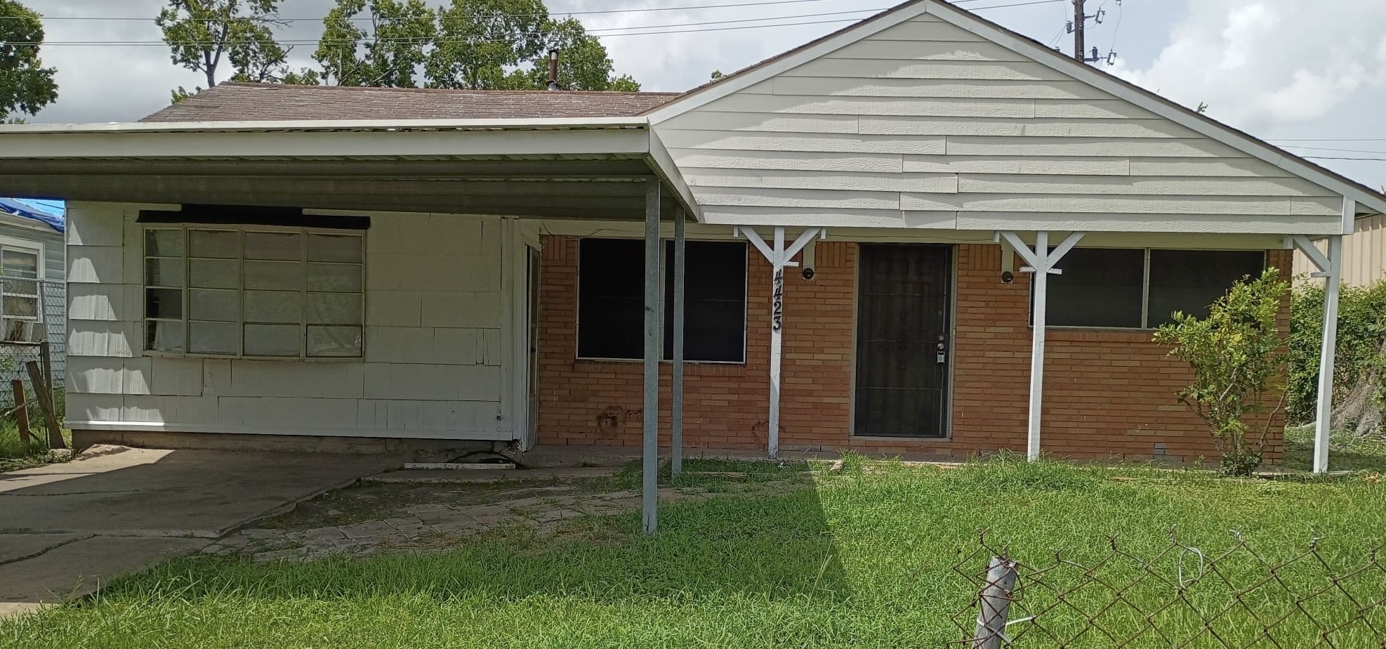Listing photo 1