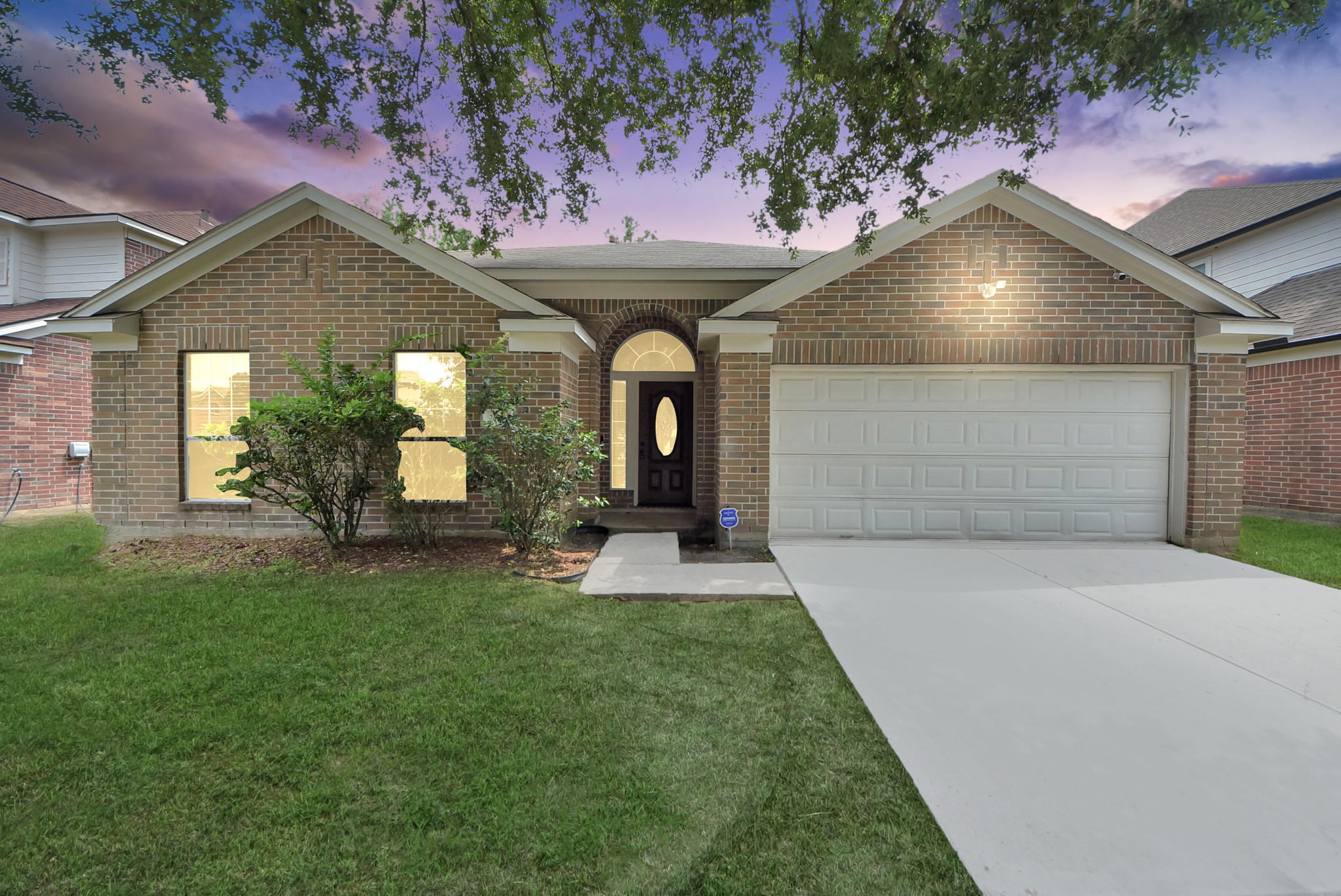 Listing photo 1