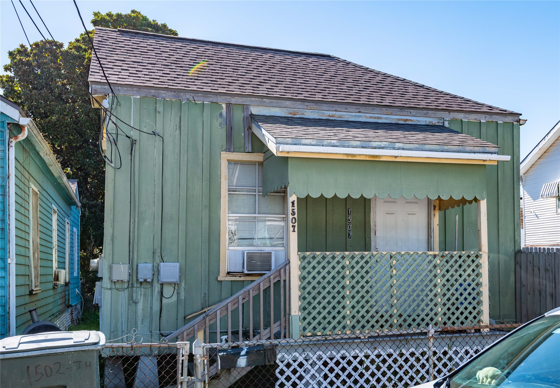 Listing photo 3