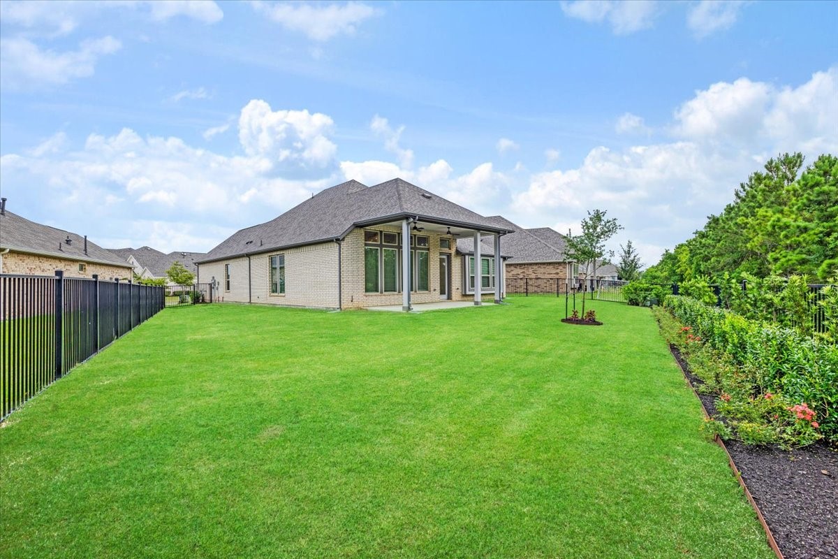 Listing photo 4