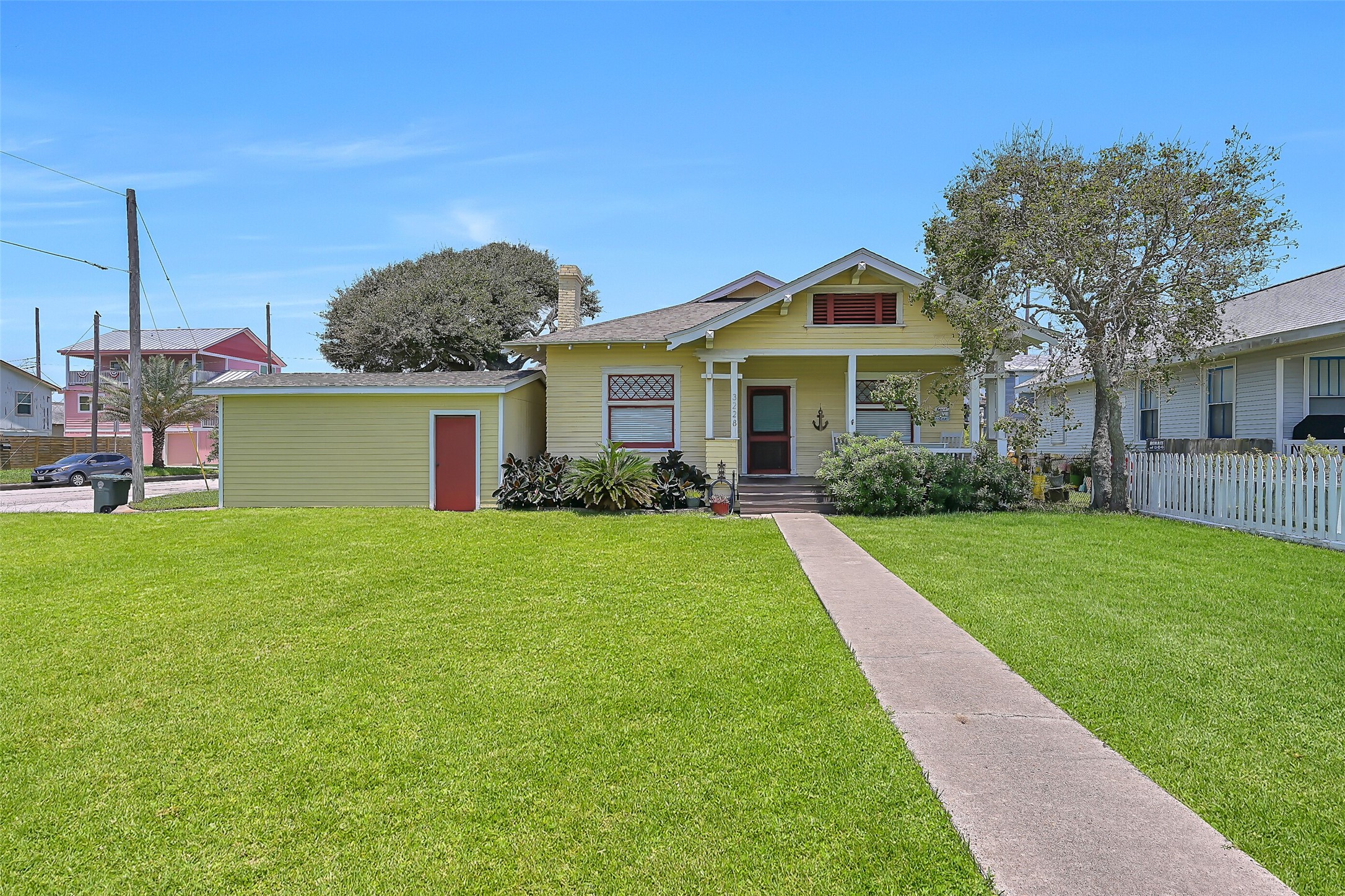Listing photo 1
