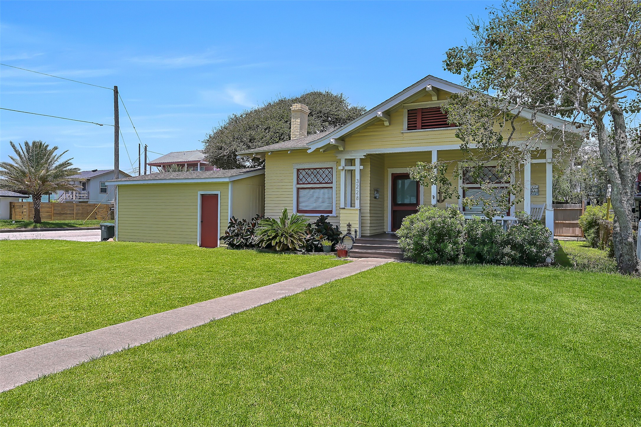 Listing photo 1