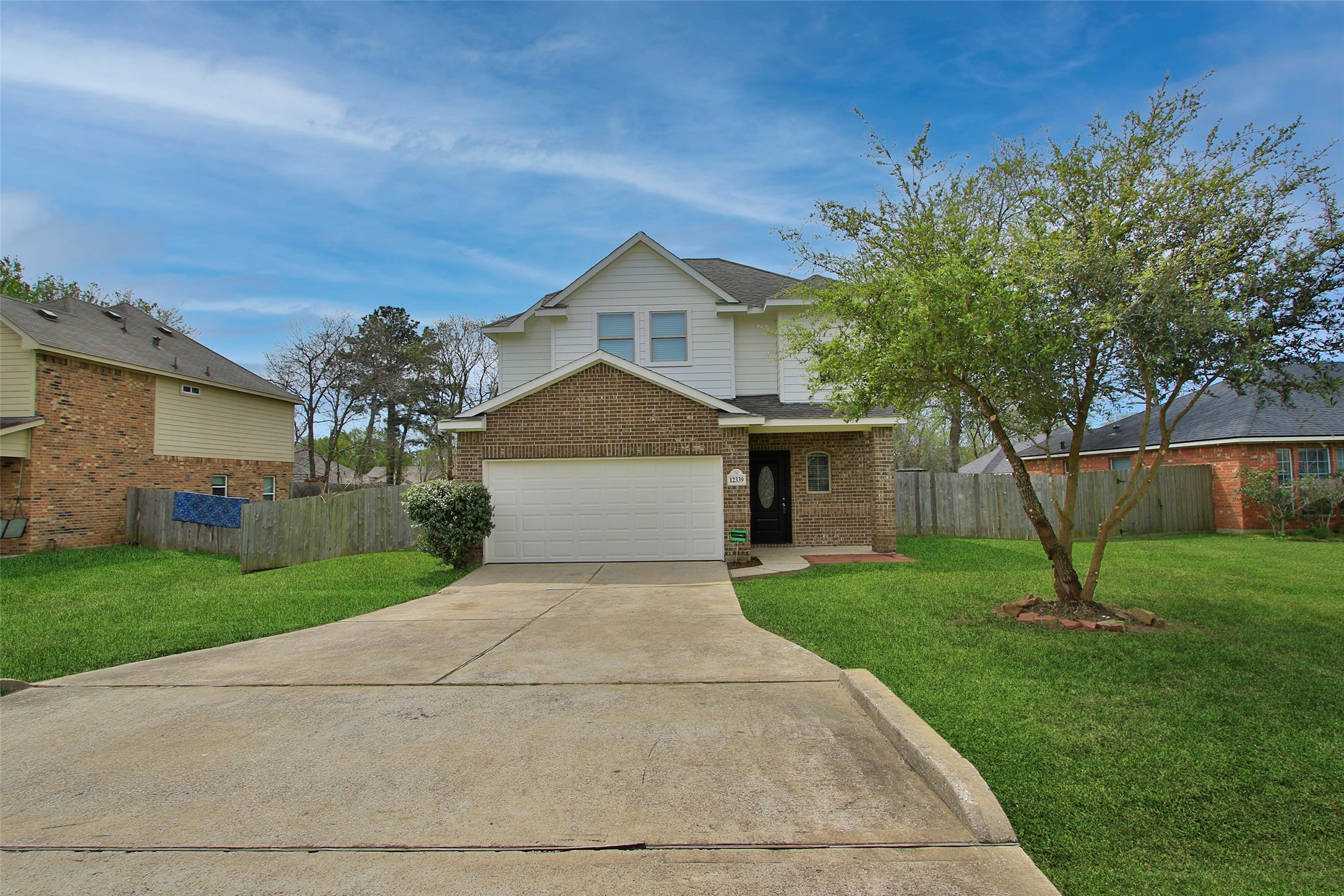 Listing photo 1