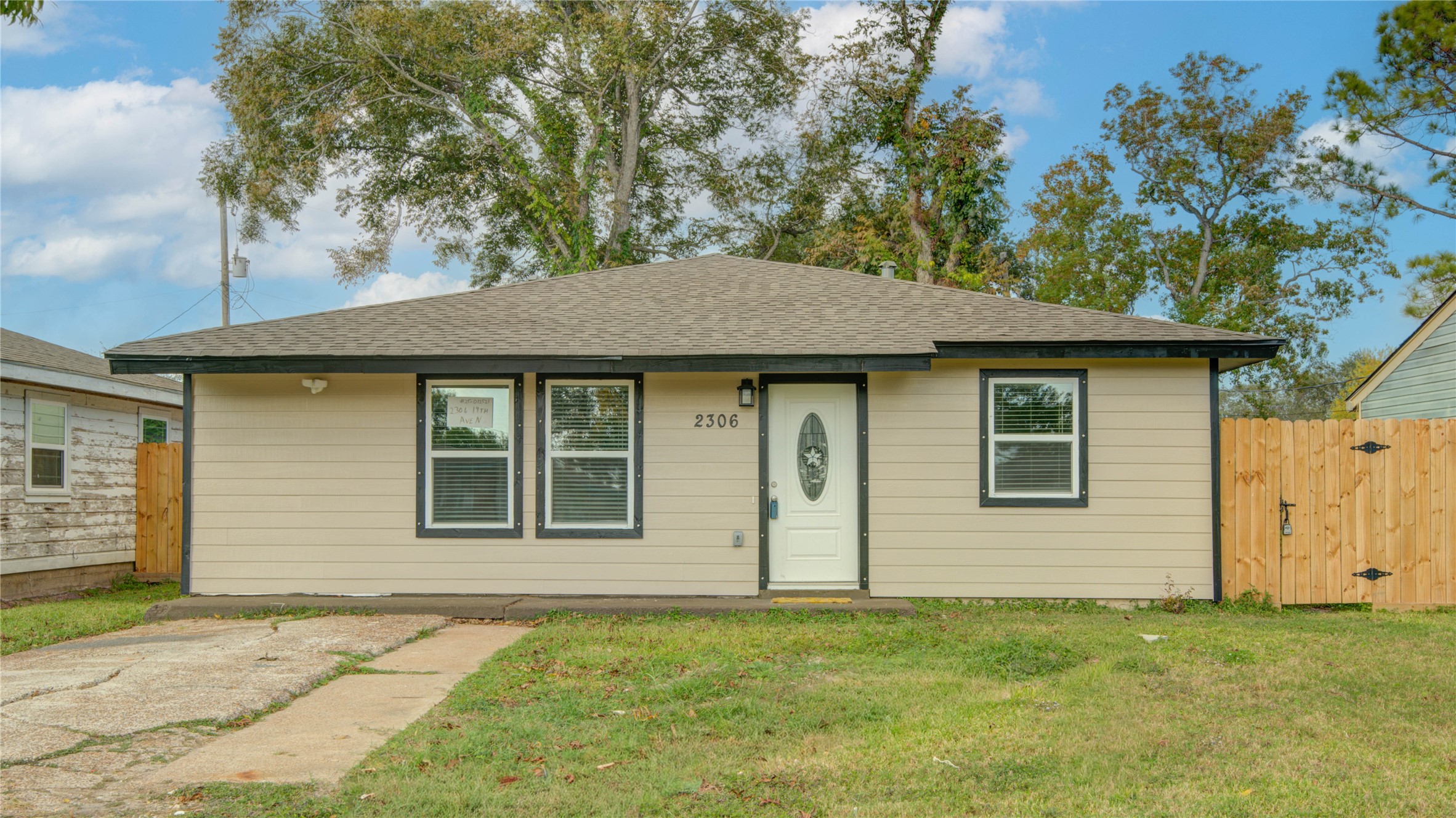 Listing photo 1