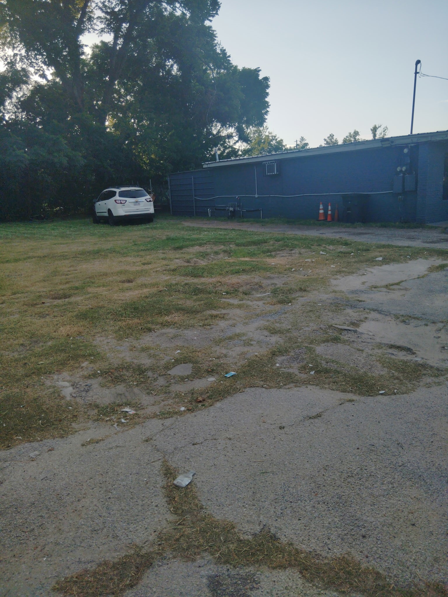Listing photo 4