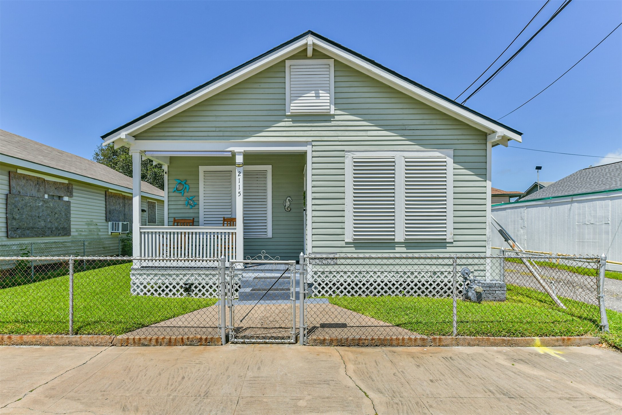 Listing photo 1