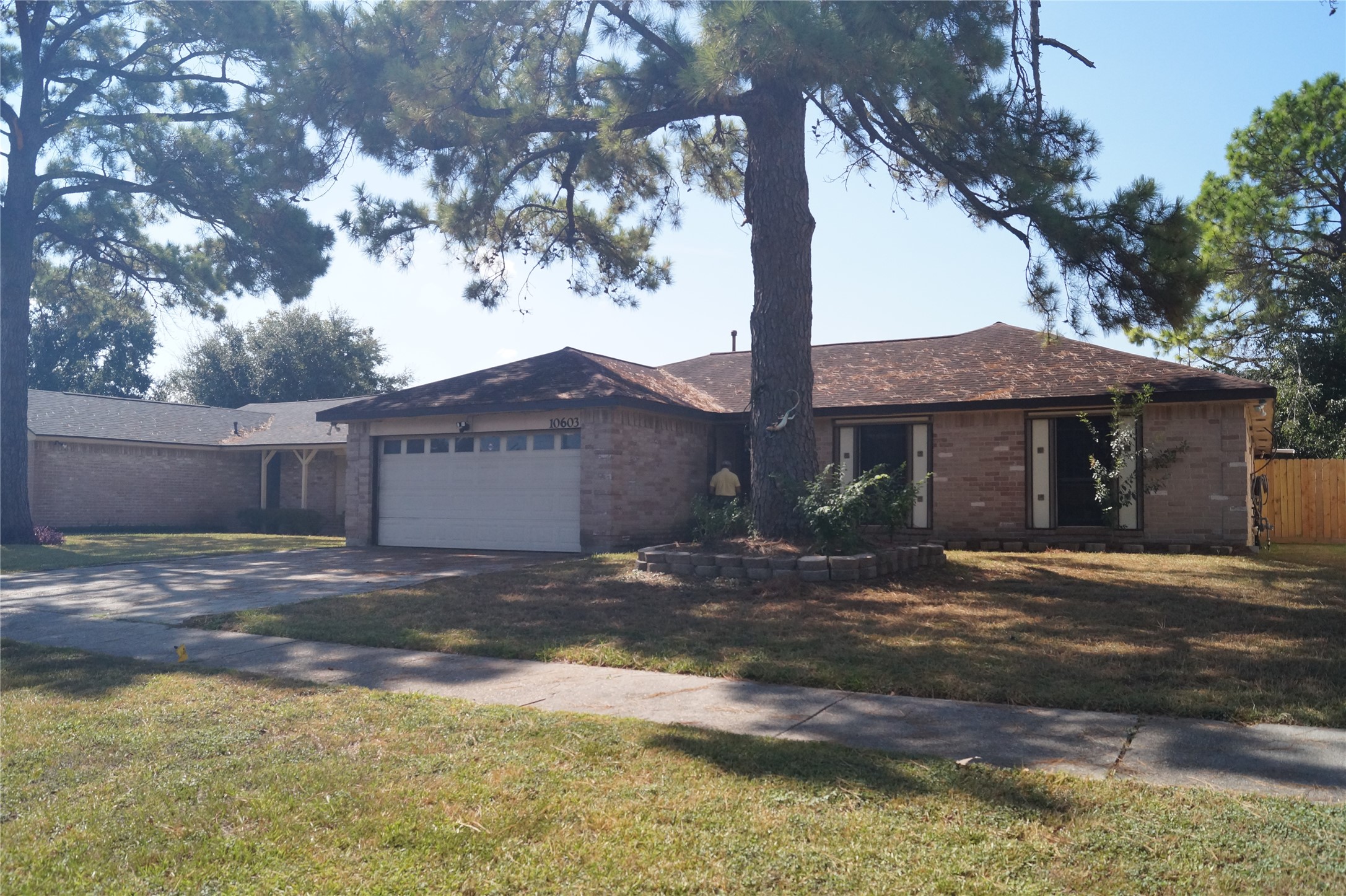 Listing photo 1