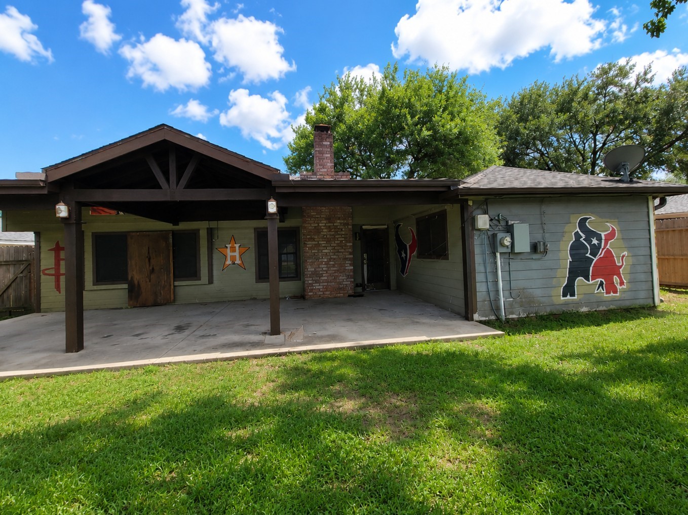 Listing photo 1