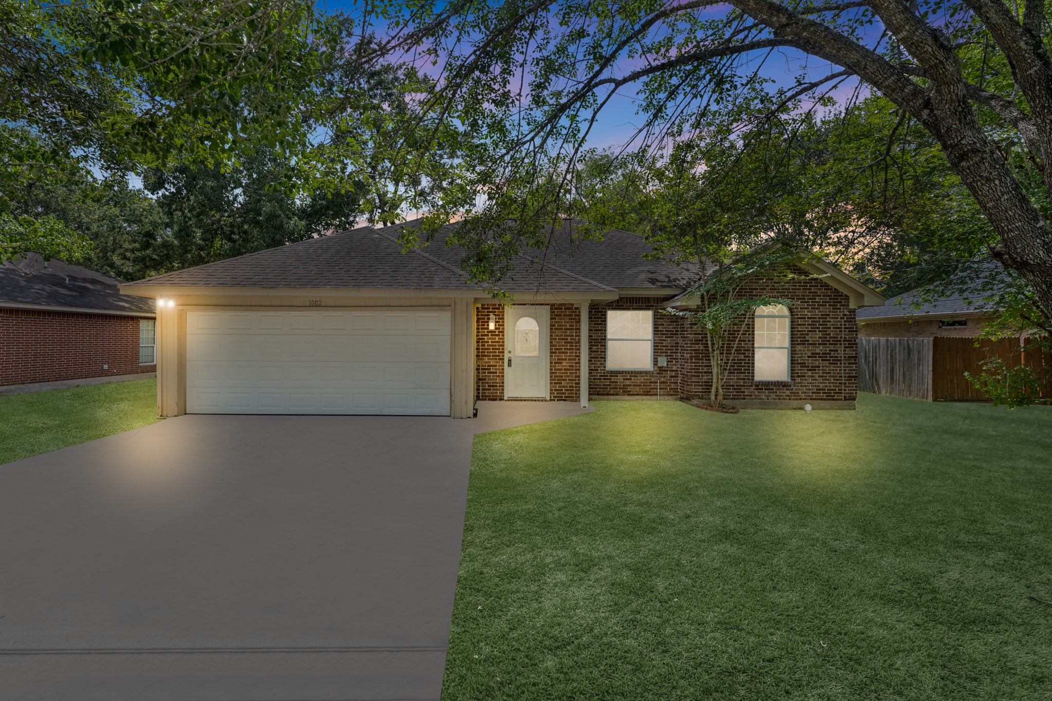 Listing photo 1