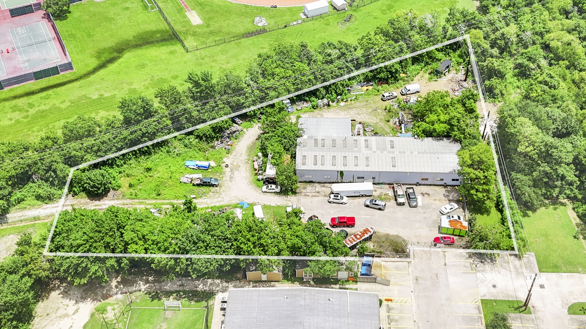 Listing photo 2