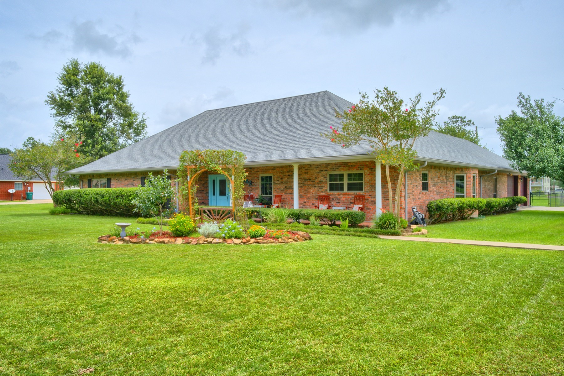 Listing photo 4