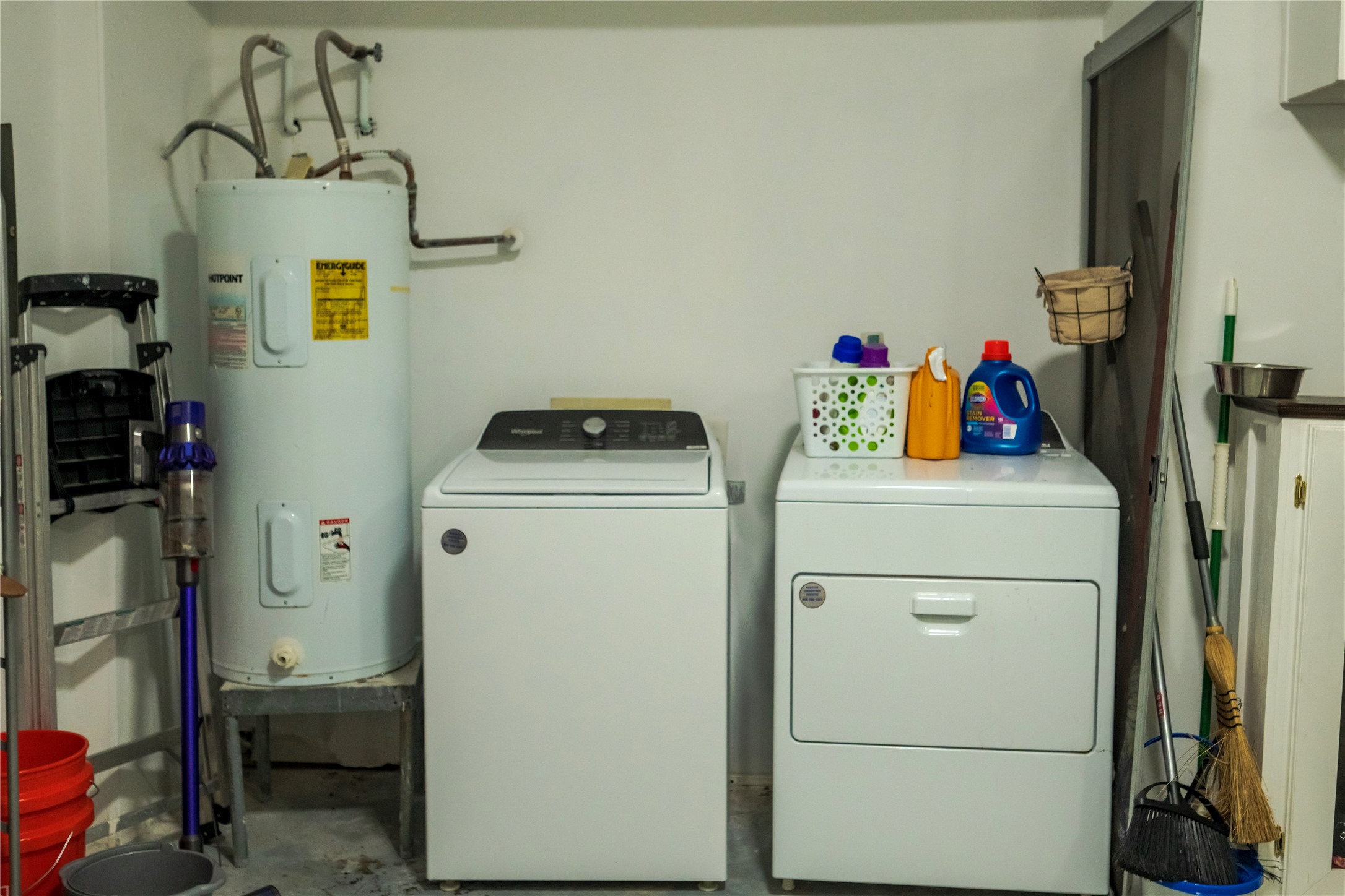 Listing photo 5