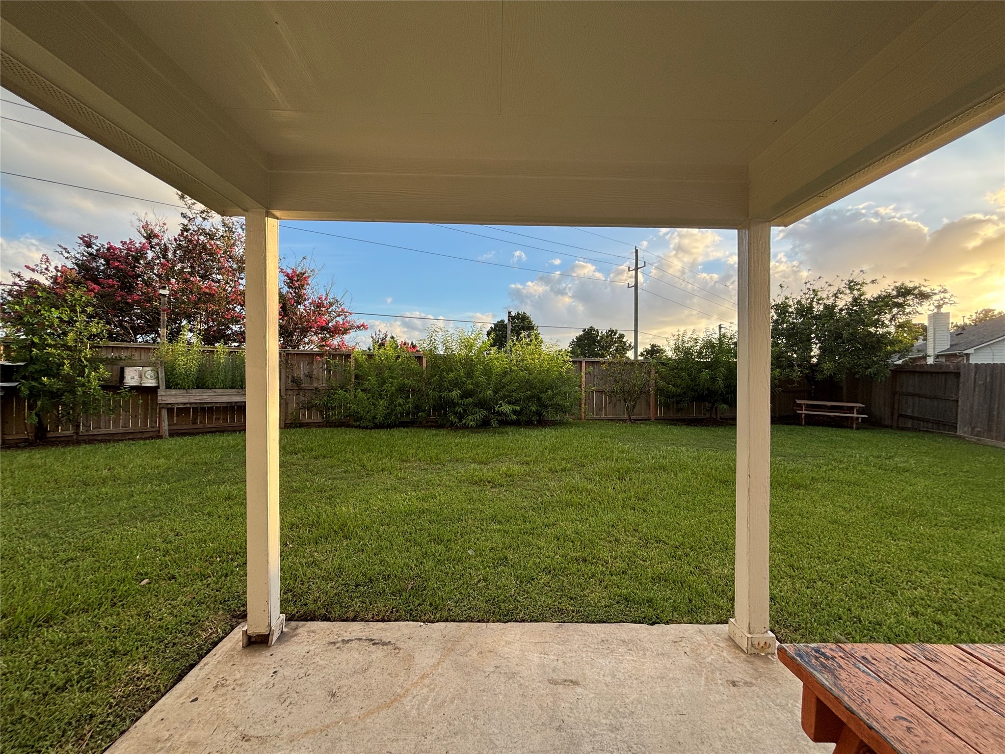 Listing photo 4