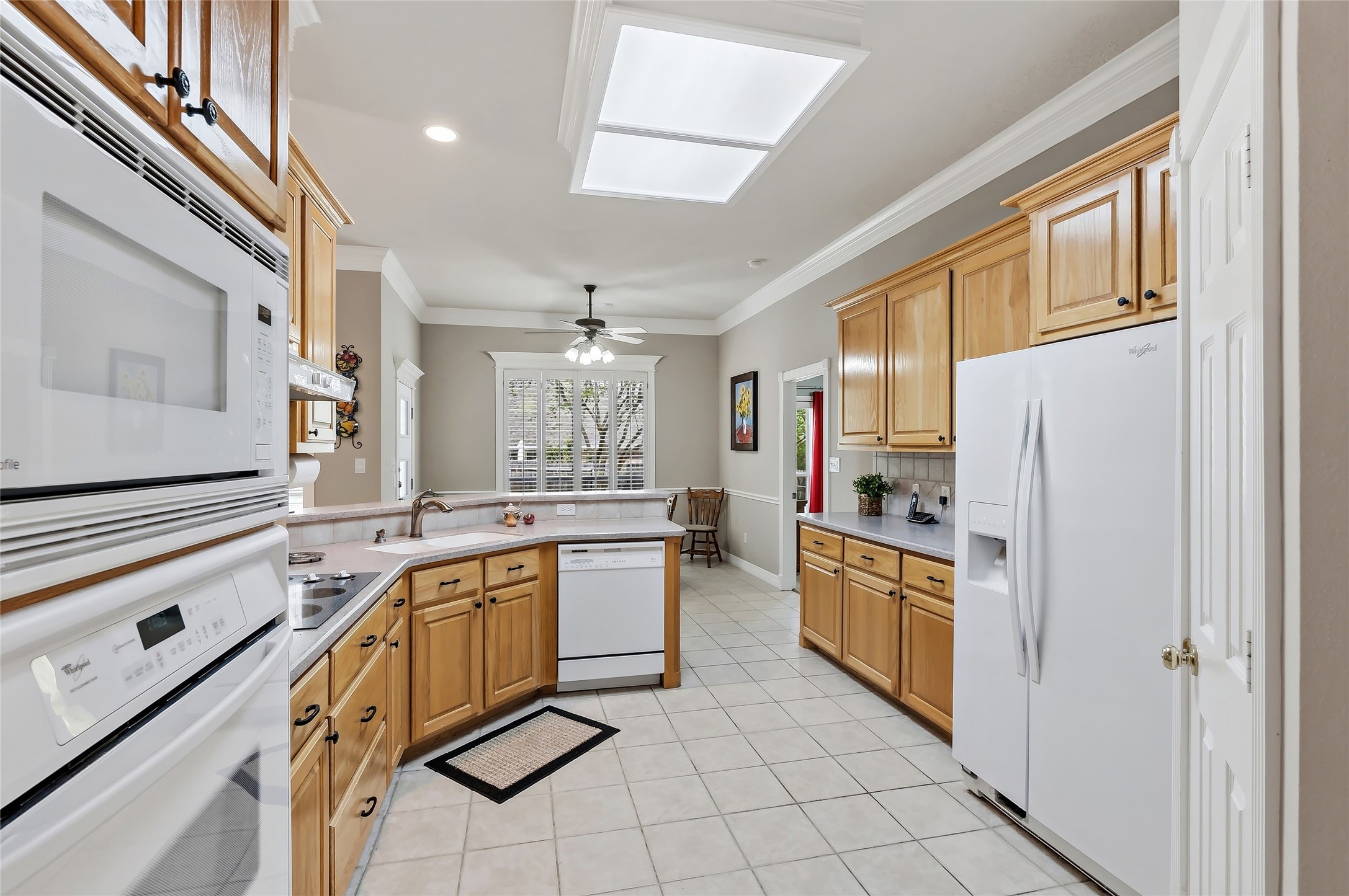 Listing photo 4